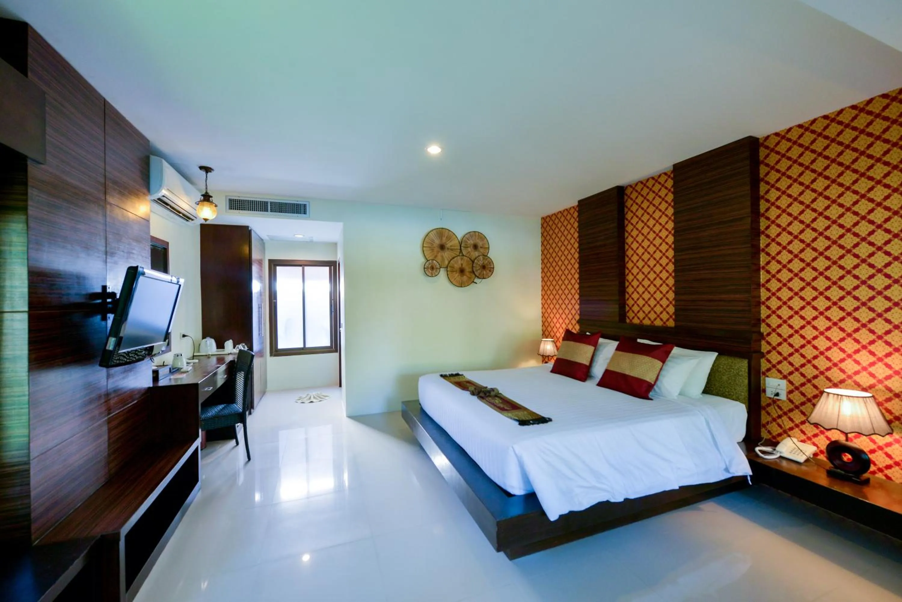 Photo of the whole room, Bed in Sita Beach Resort