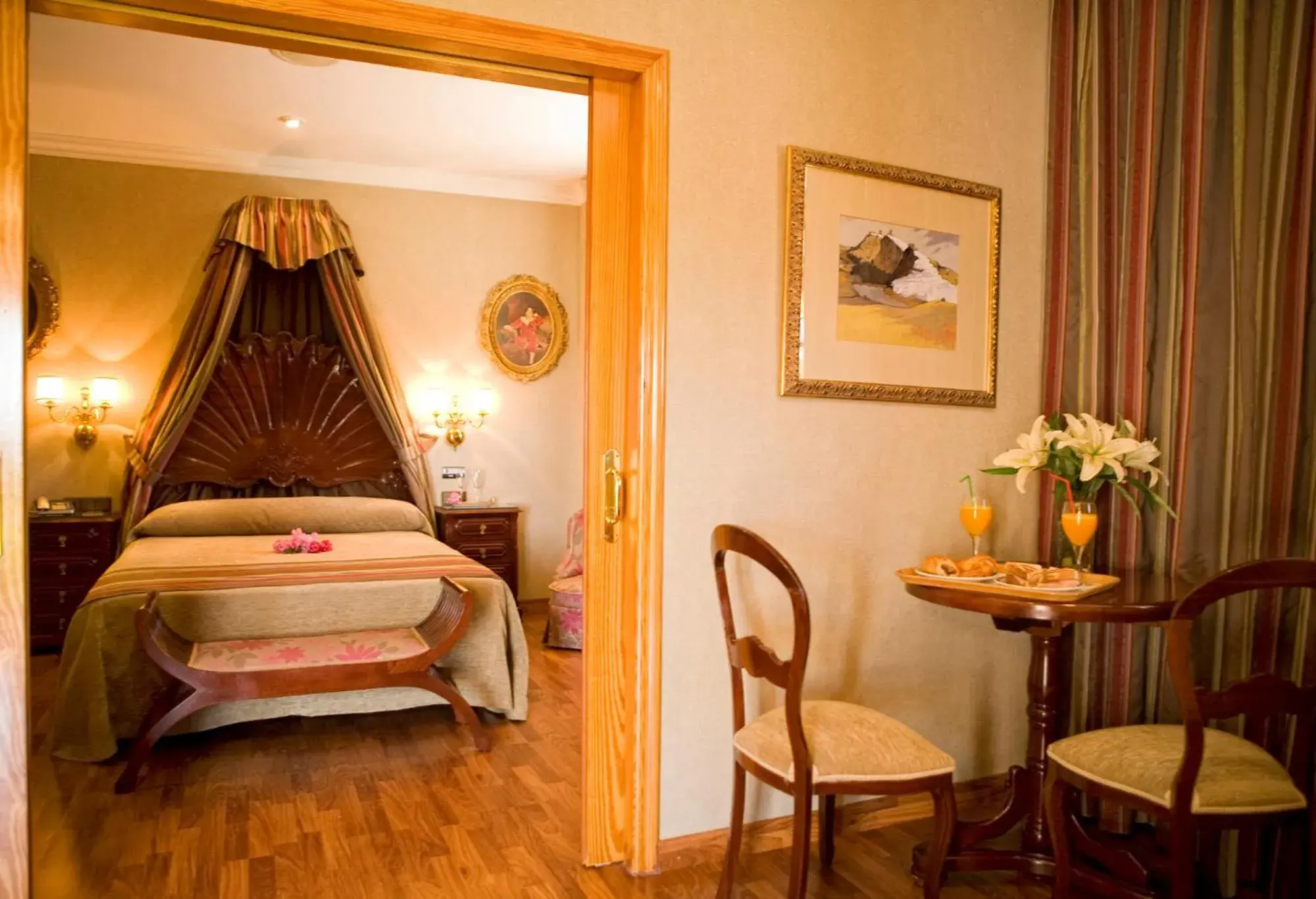 Bed in La Cueva Park Bed in La Cueva Park