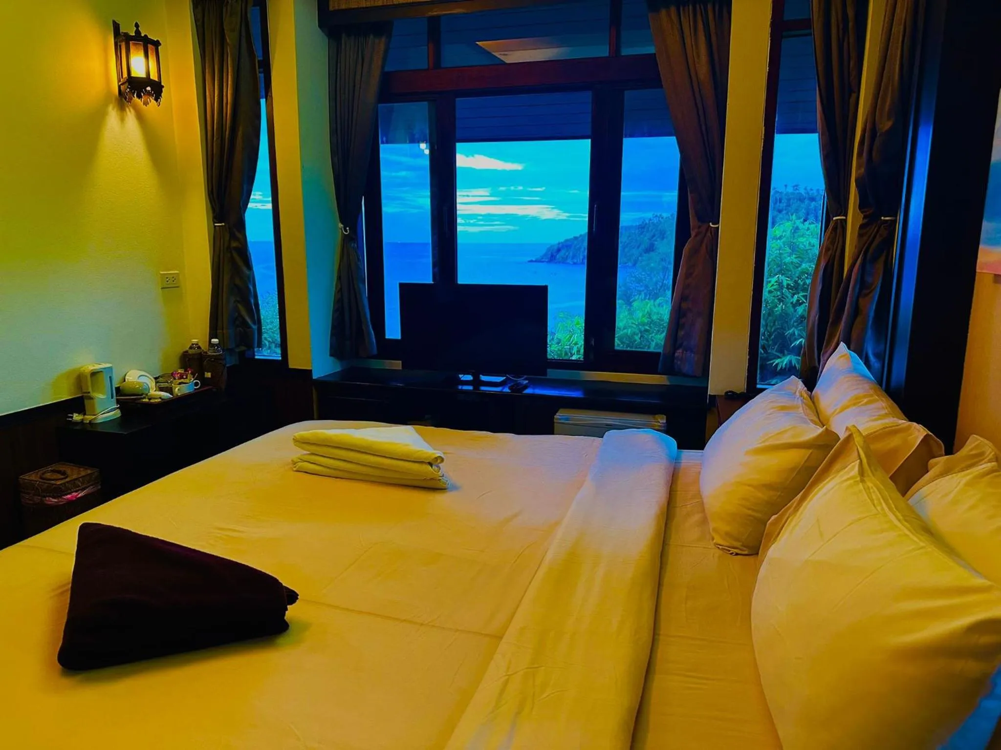 Bed in Salad Buri Resort- SHA Extra Plus