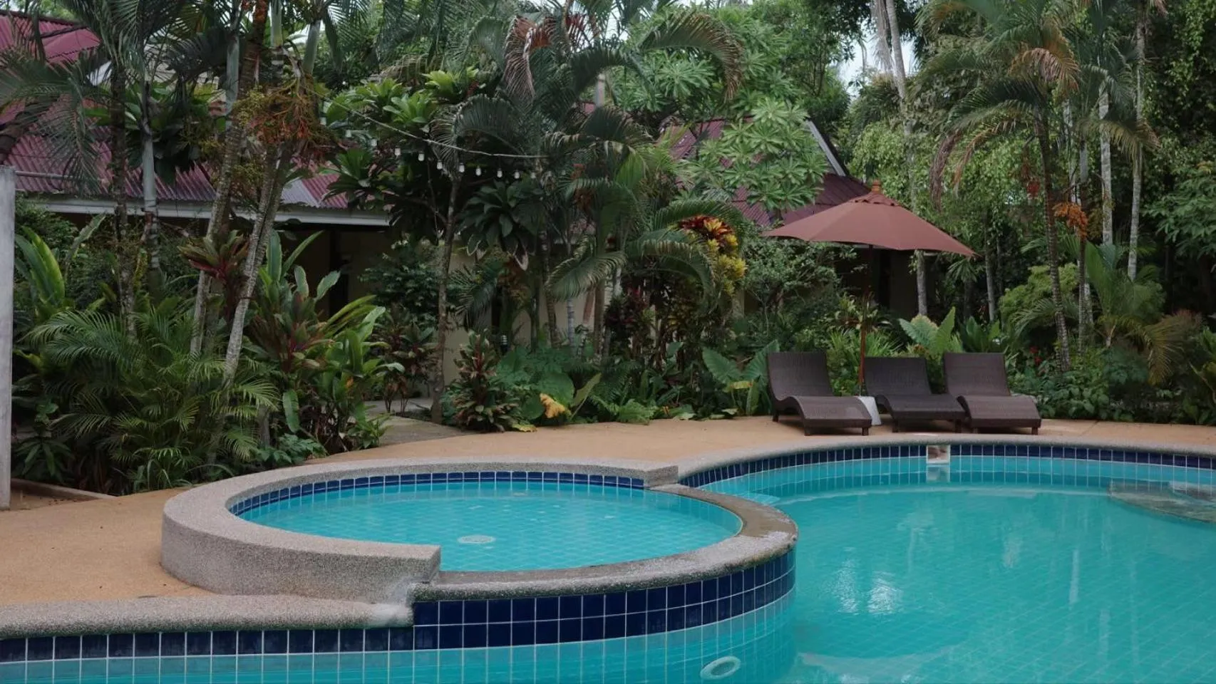 Swimming pool in Sunda Resort