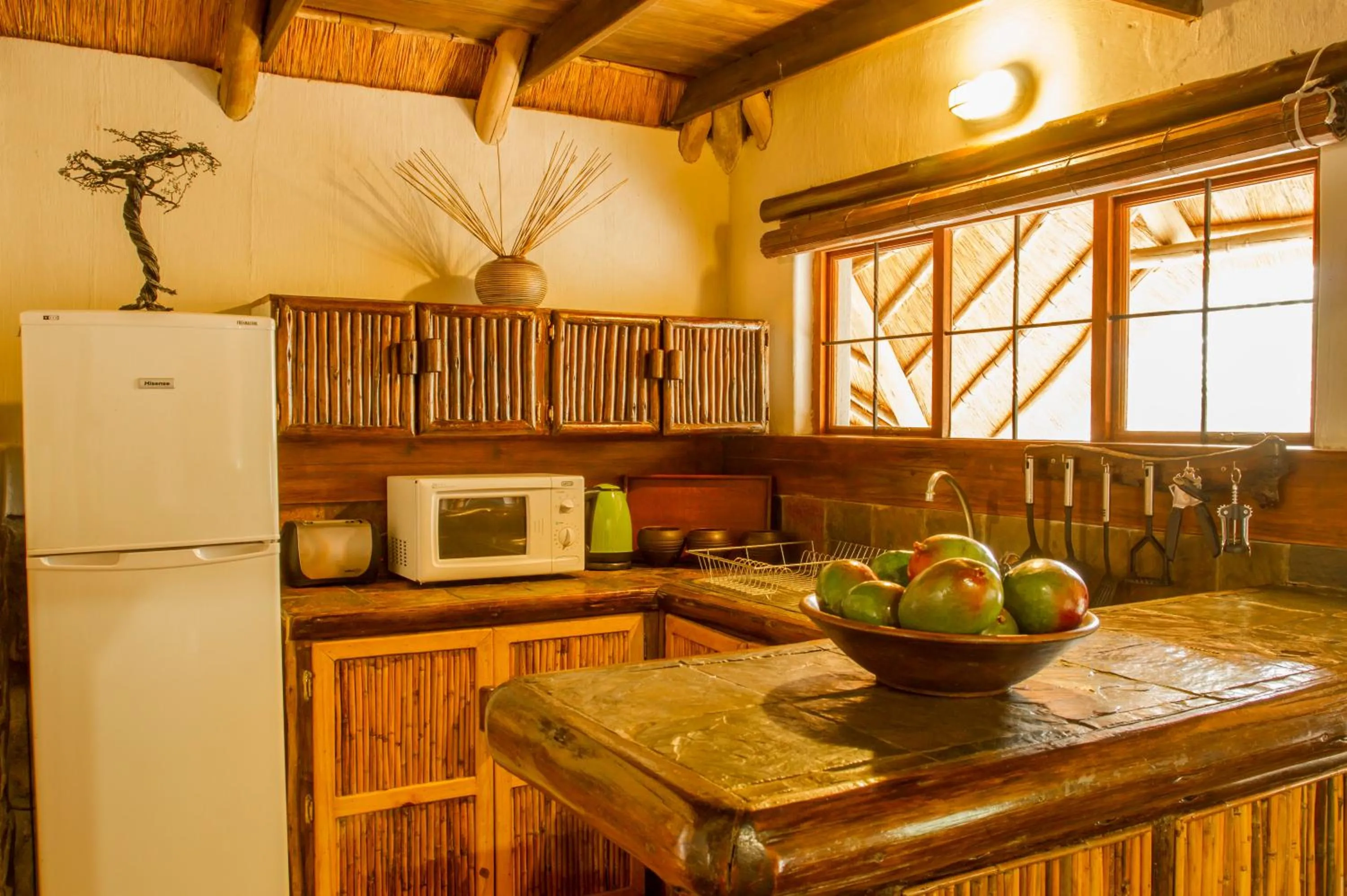 Kitchen or kitchenette in LittleBush Private Lodge