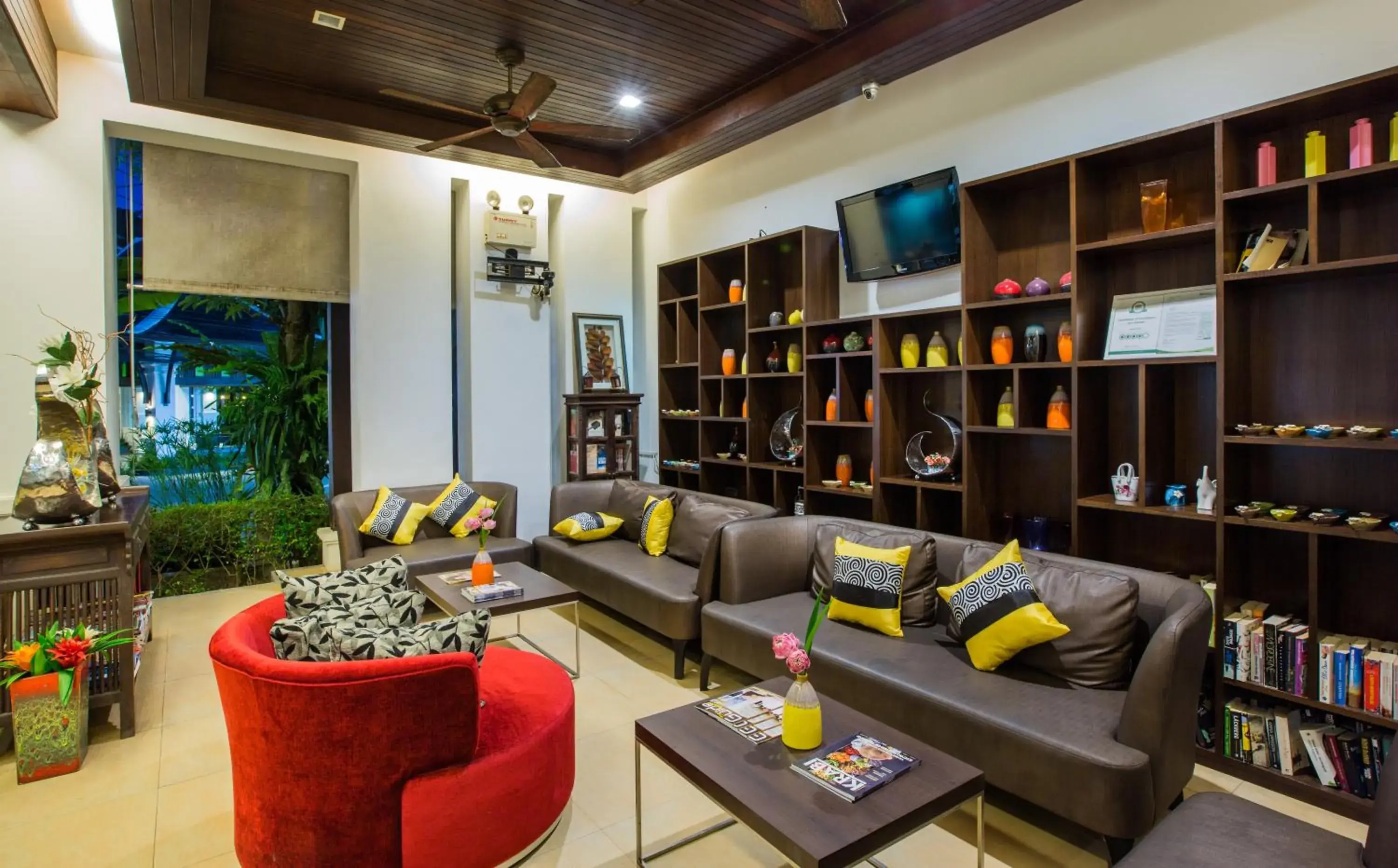 Lobby or reception in Apasari Krabi - SHA Extra Plus Lobby or reception in Apasari Krabi - SHA Extra Plus