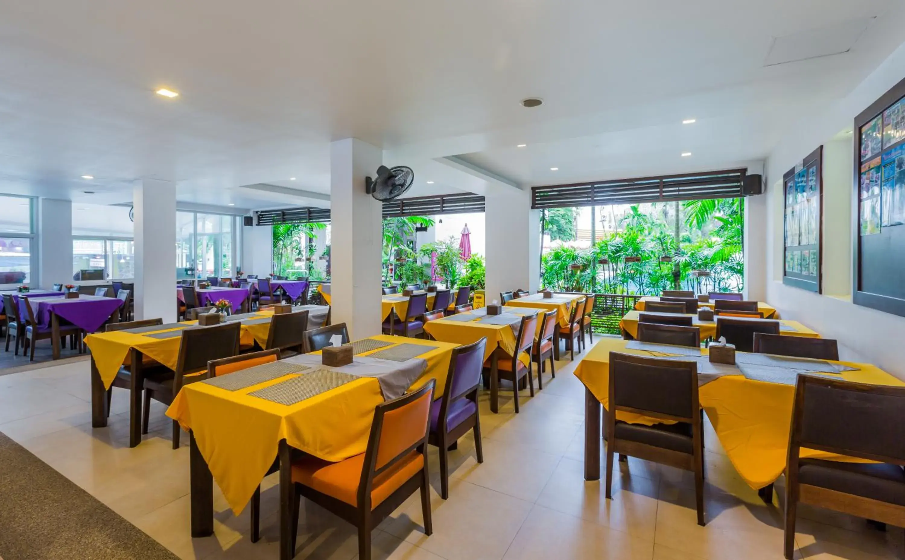 Restaurant/places to eat in Apasari Krabi - SHA Extra Plus Restaurant/places to eat in Apasari Krabi - SHA Extra Plus