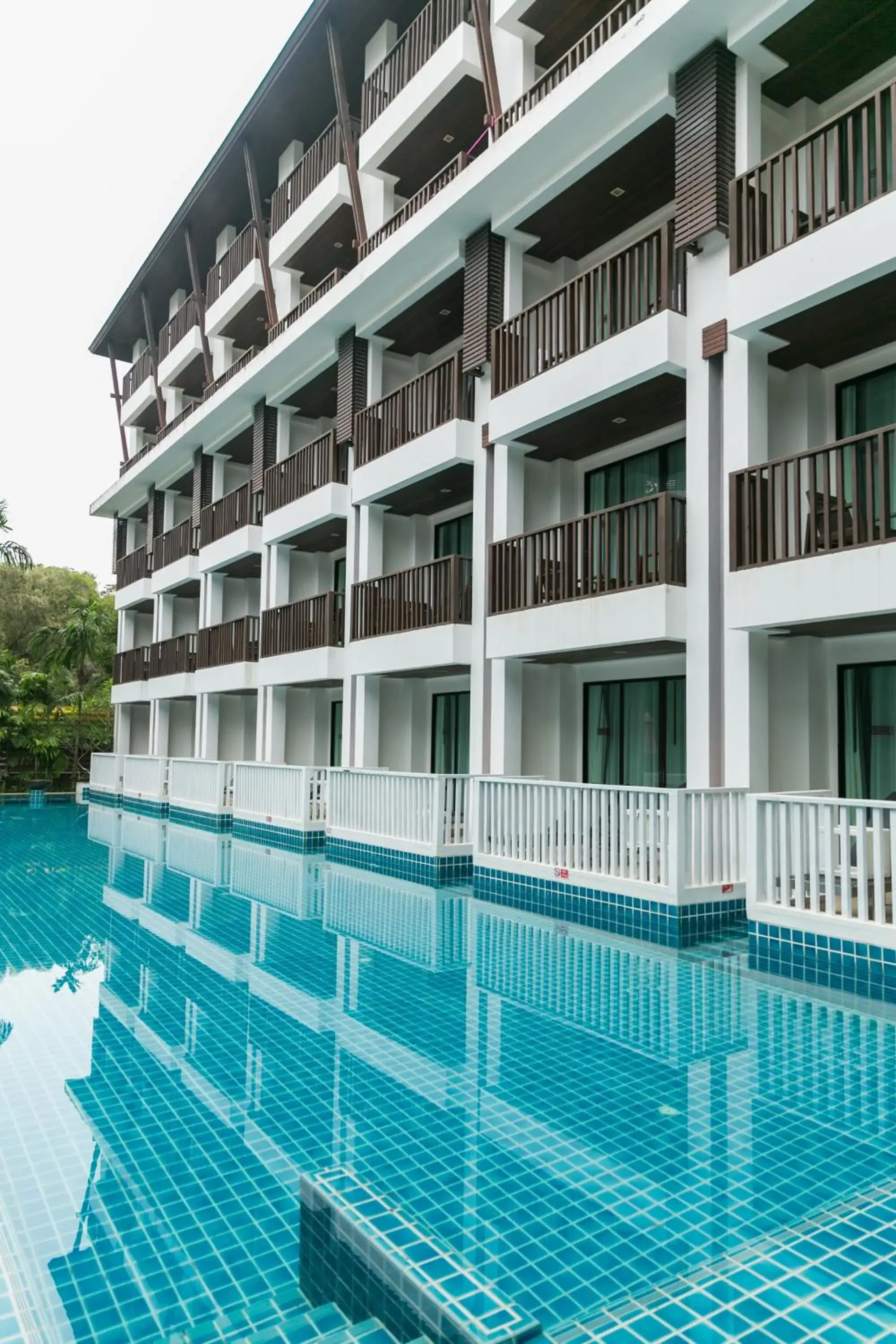 Property building in Apasari Krabi - SHA Extra Plus Property building in Apasari Krabi - SHA Extra Plus
