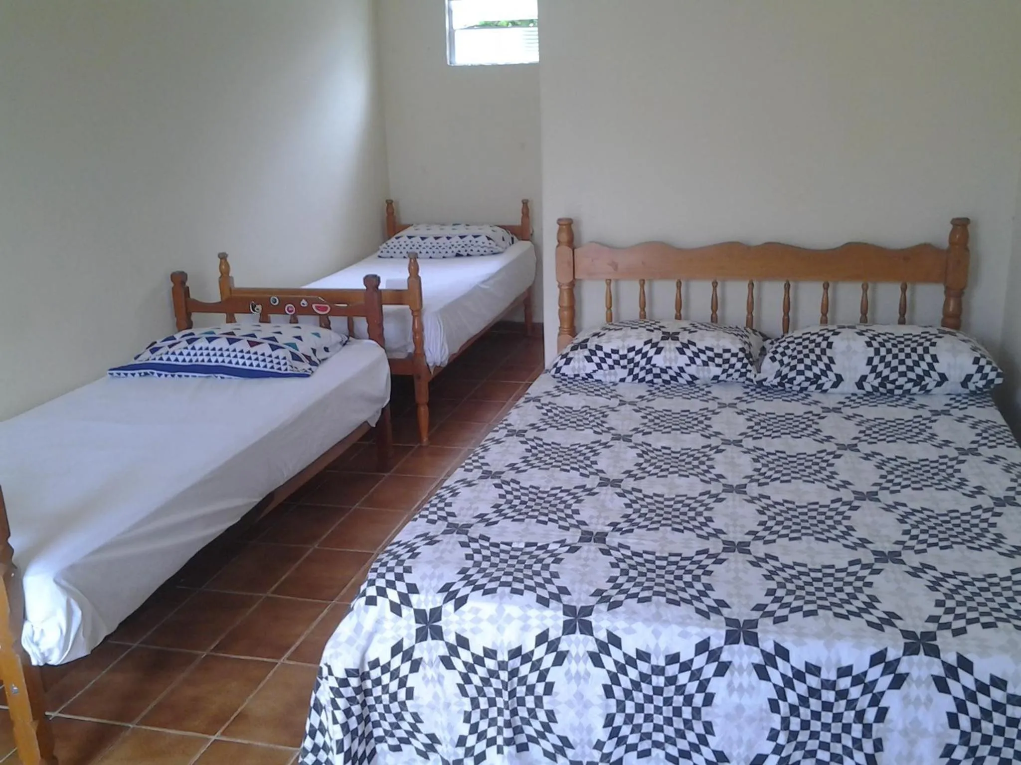 Photo of the whole room, Bed in Suítes Córdoba SP