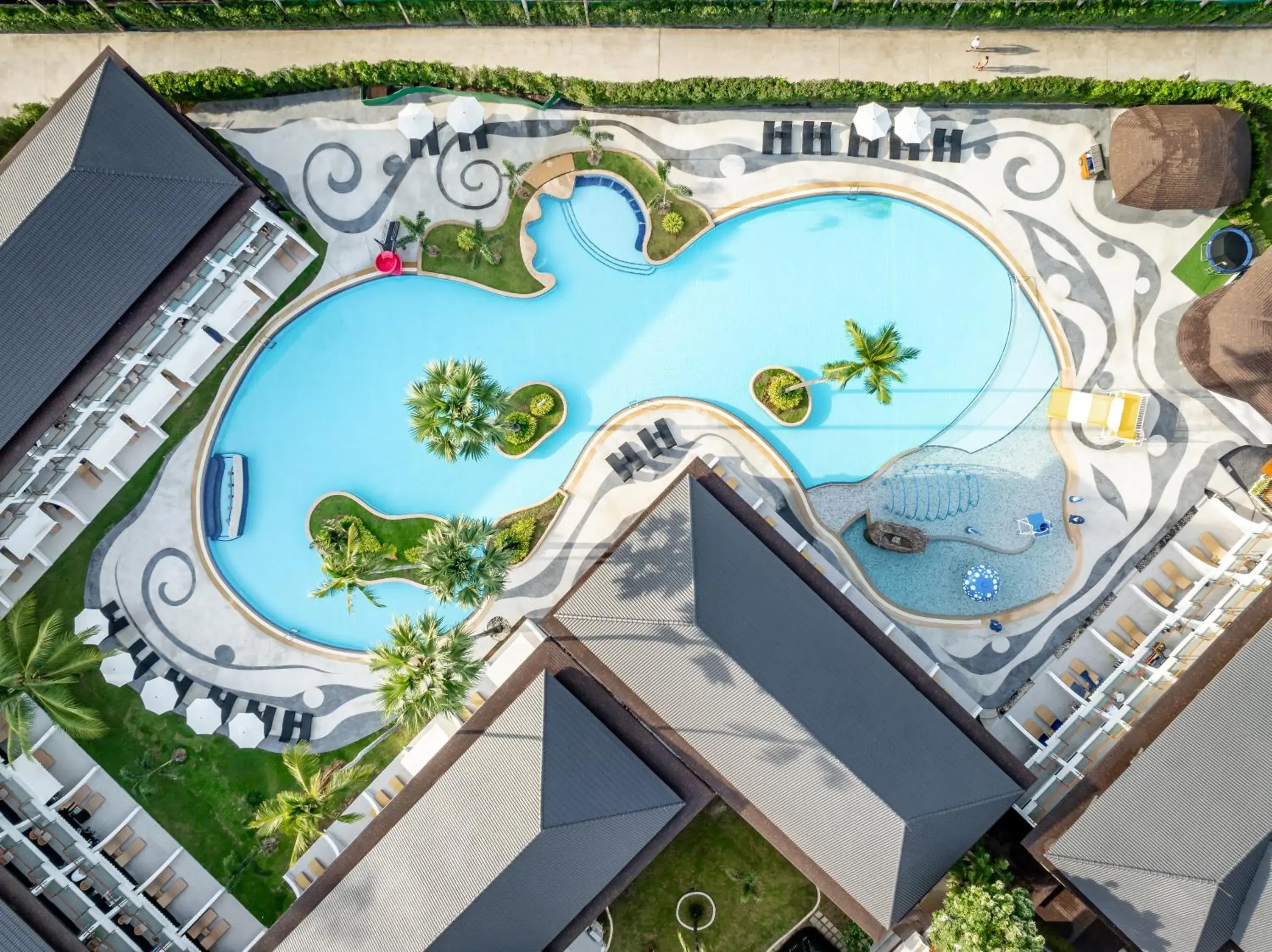 Swimming pool in Amora Beach Resort Phuket Swimming pool in Amora Beach Resort Phuket