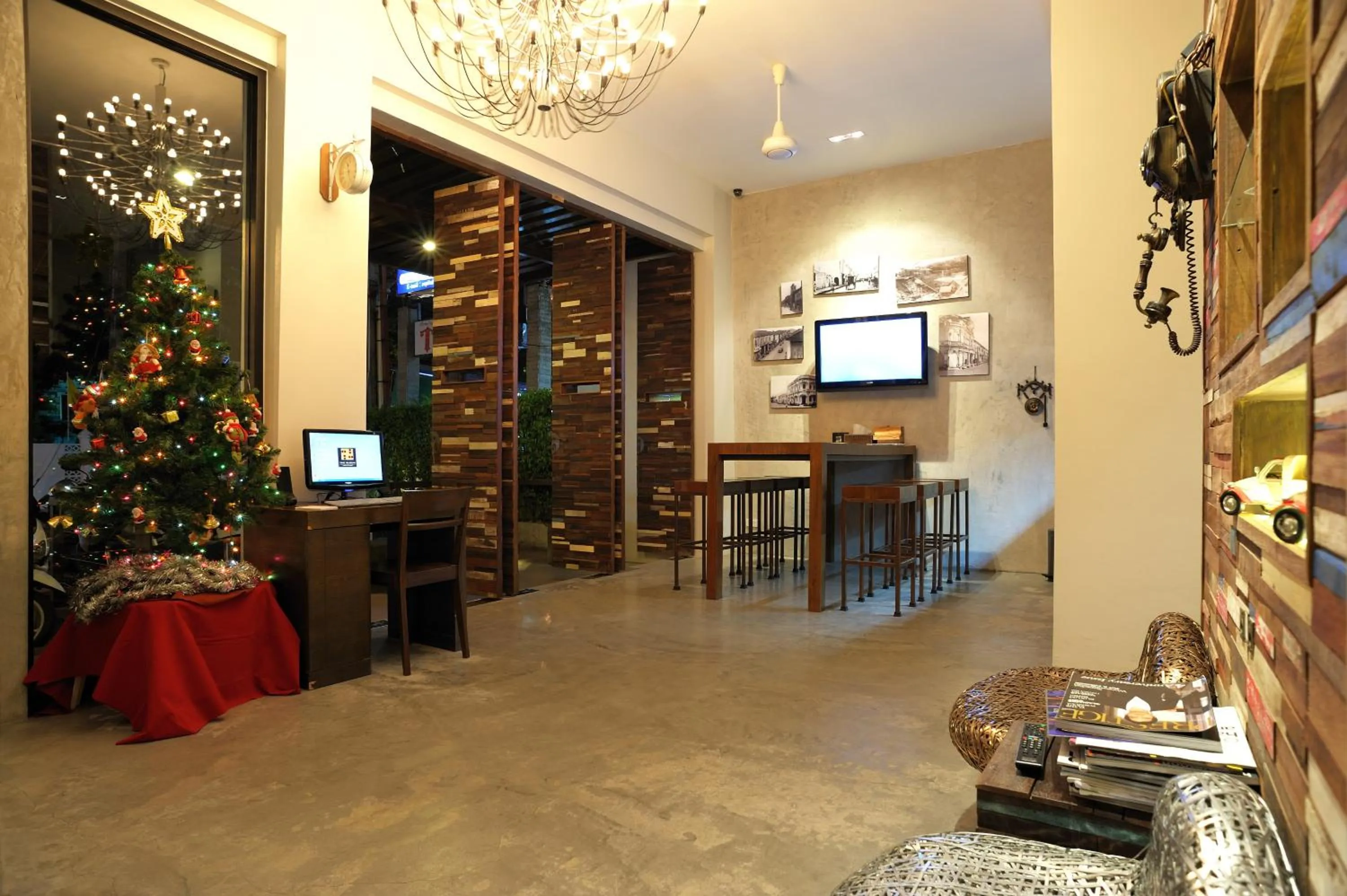 Dining area in The Album Hotel