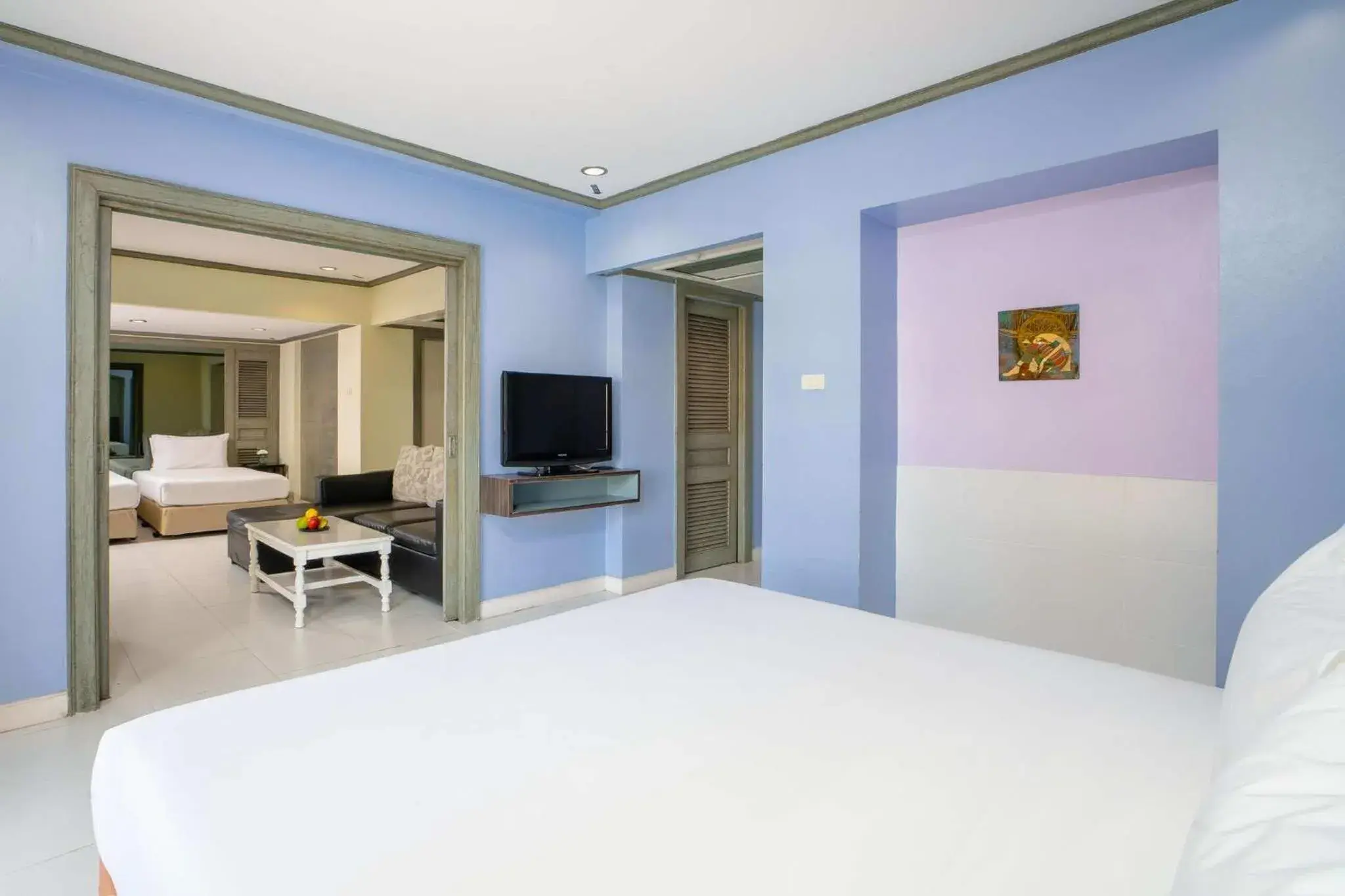 Photo of the whole room, Bed in Bella Express Photo of the whole room, Bed in Bella Express