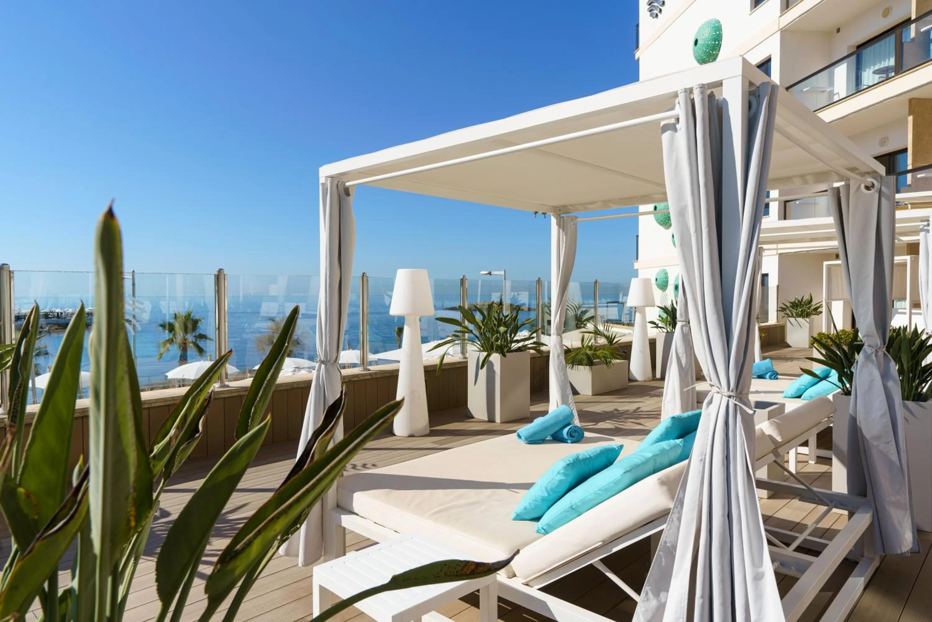 Solarium in AluaSoul Palma Hotel Adults Only