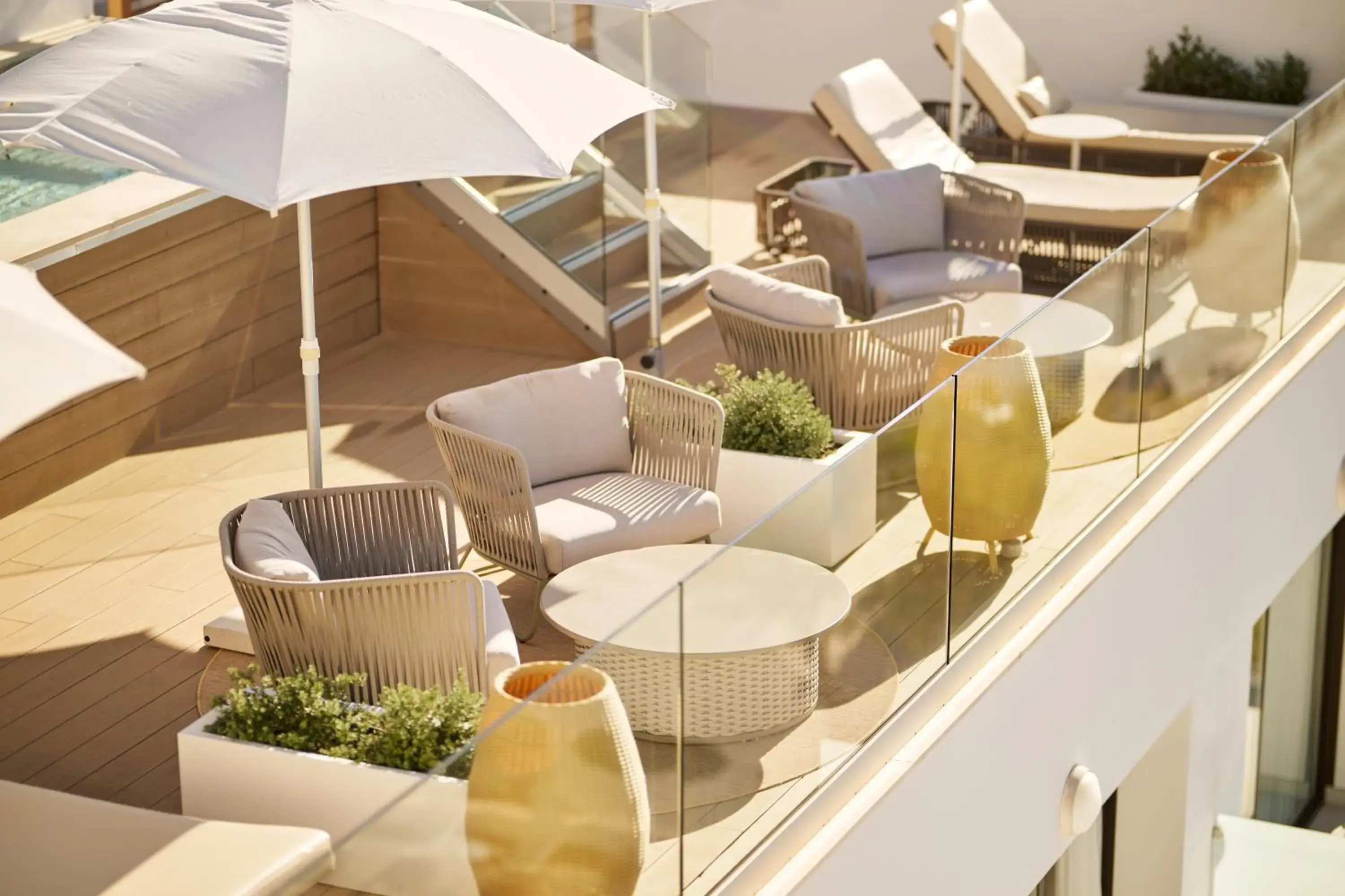 Swimming pool in AluaSoul Palma Hotel Adults Only Swimming pool in AluaSoul Palma Hotel Adults Only