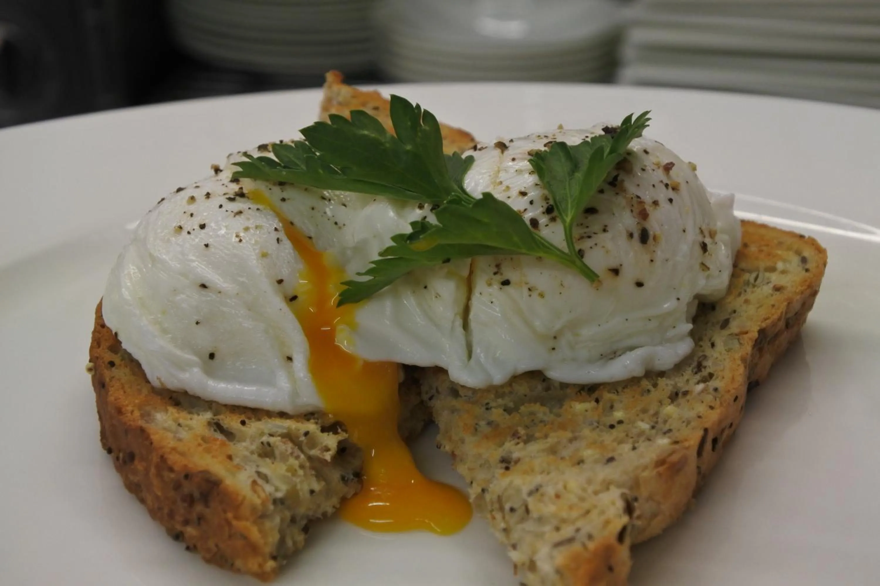 Breakfast in Magpies Restaurant with Rooms