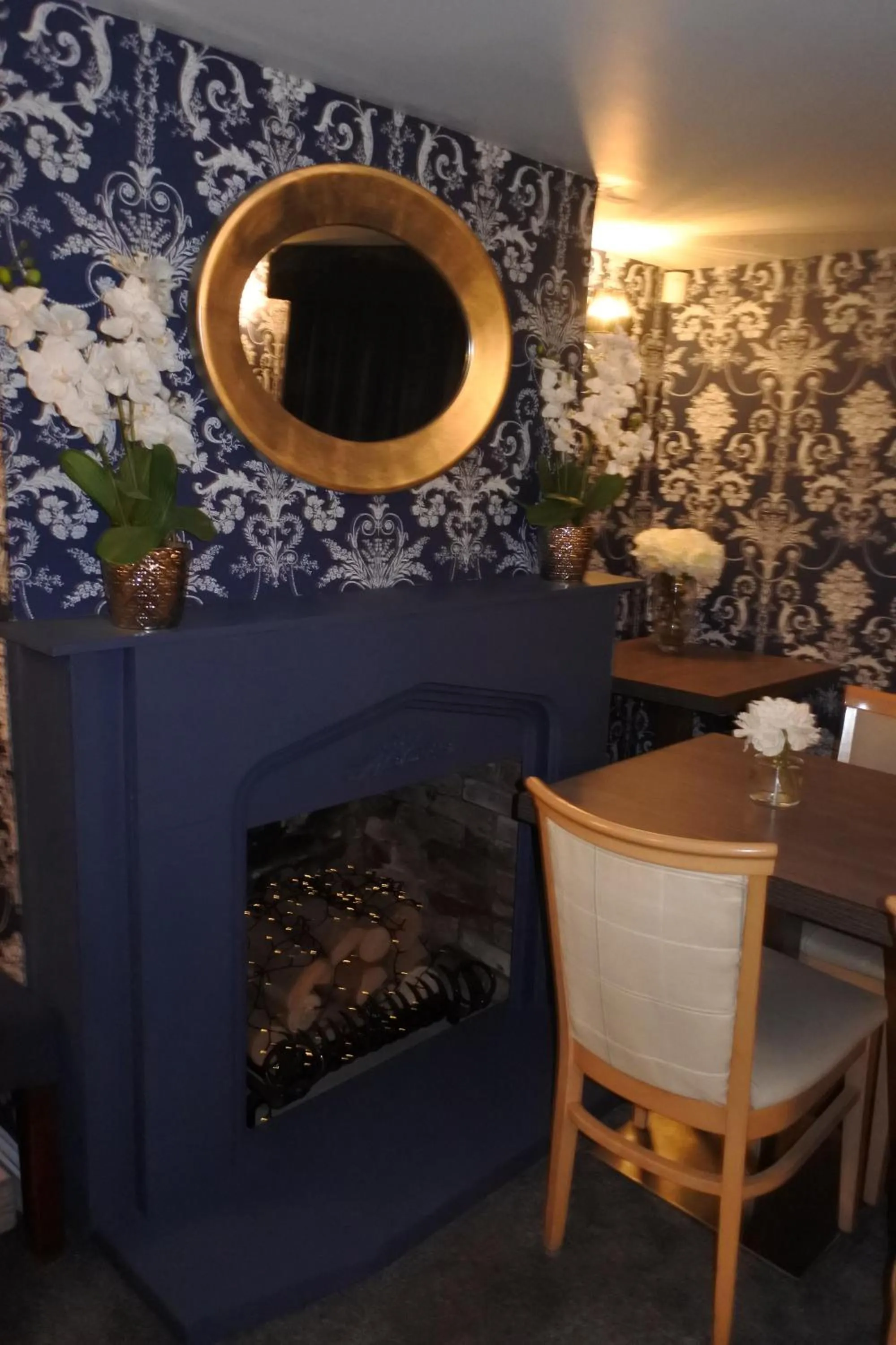 Restaurant/places to eat in Magpies Restaurant with Rooms