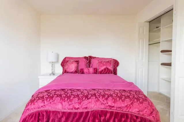 Bedroom, Bed in Clearwater Holiday Home