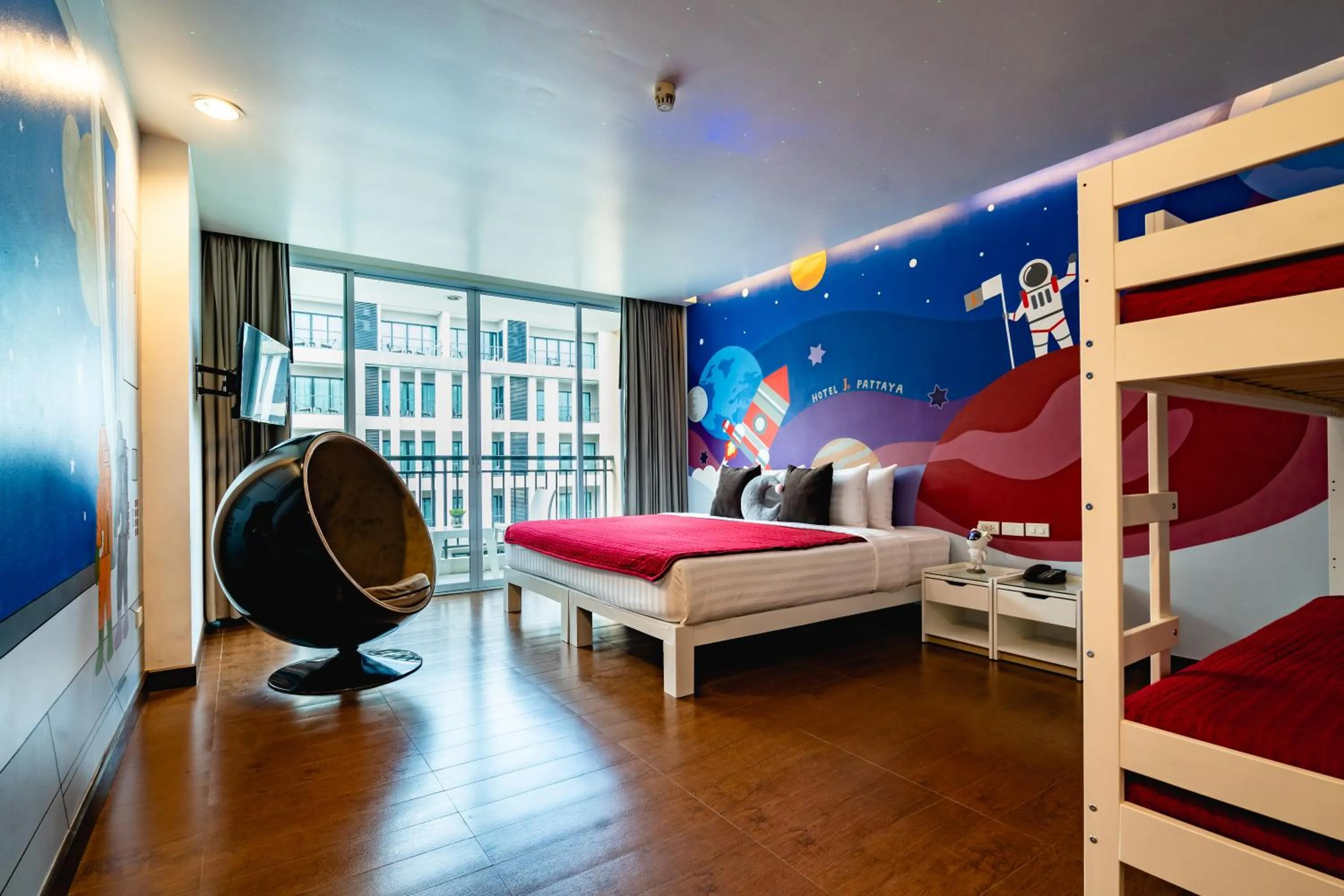 Bed in Hotel J Pattaya