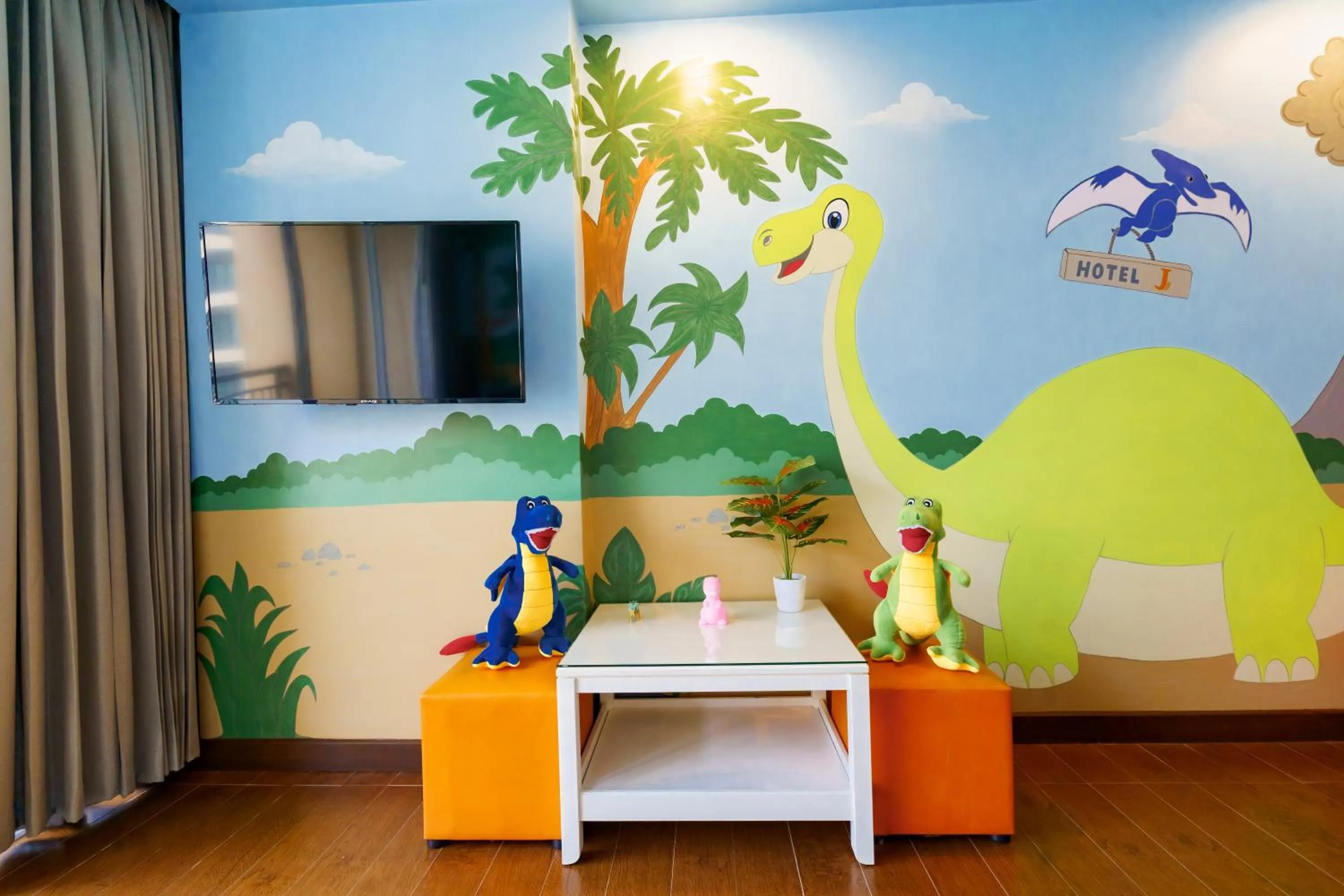 TV and multimedia in Hotel J Pattaya