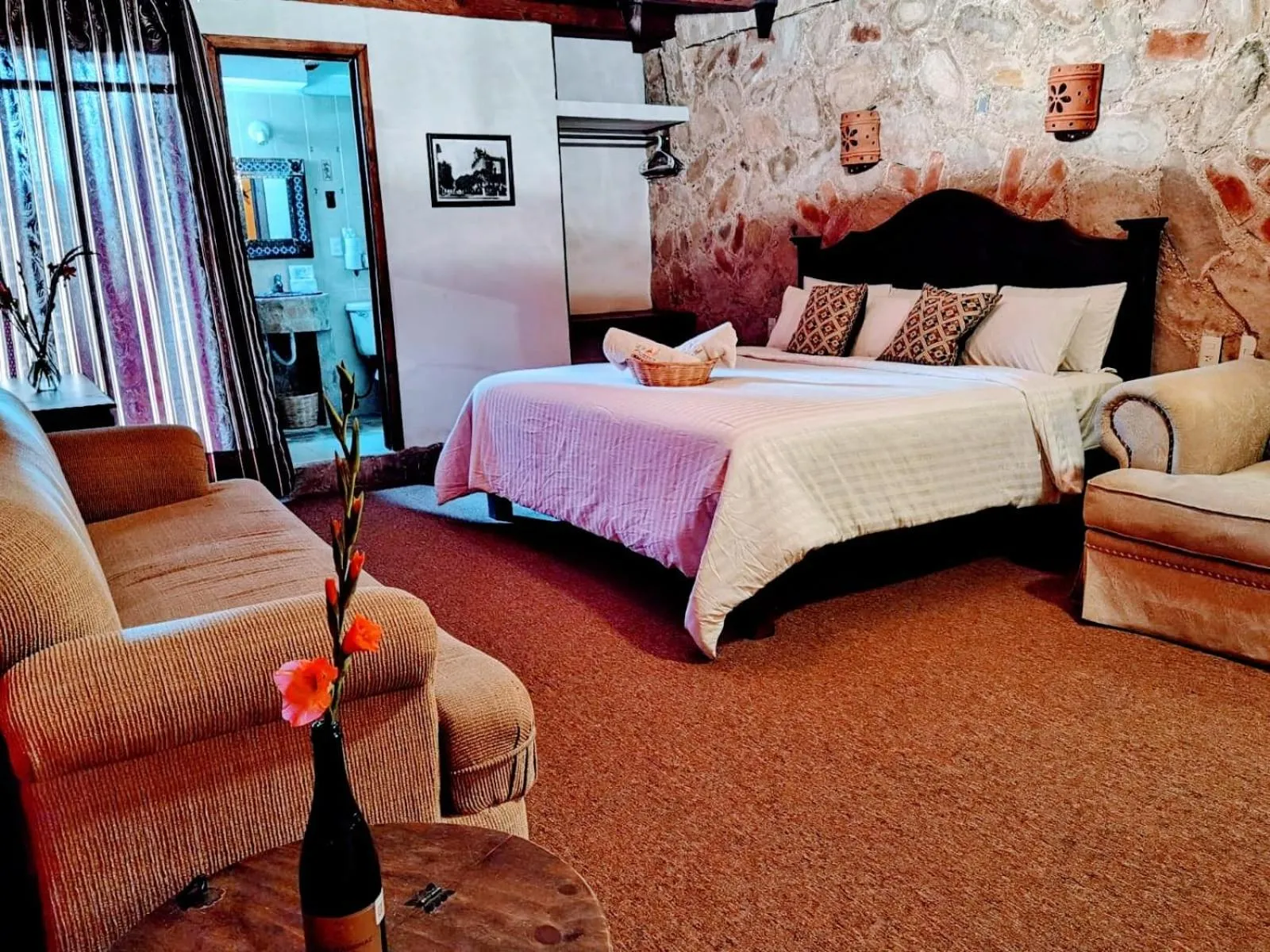 Bed in Hotel & Cava La Parroquia