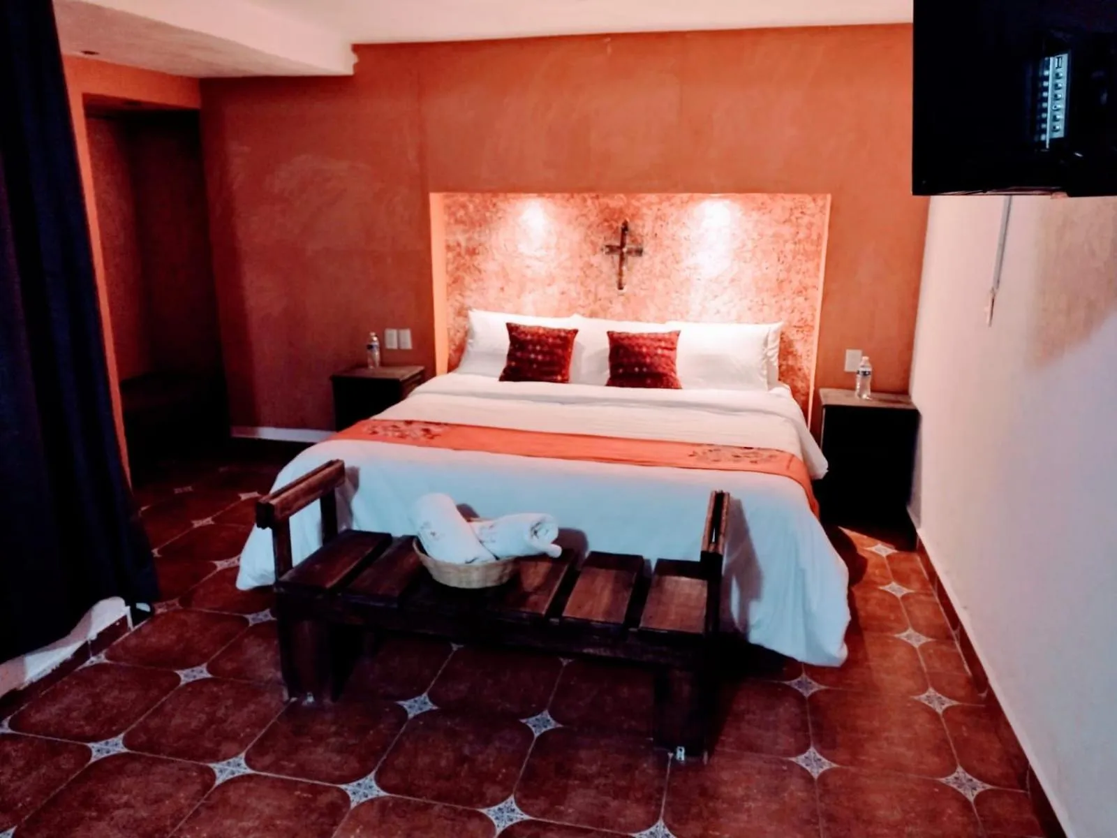 Bed in Hotel & Cava La Parroquia