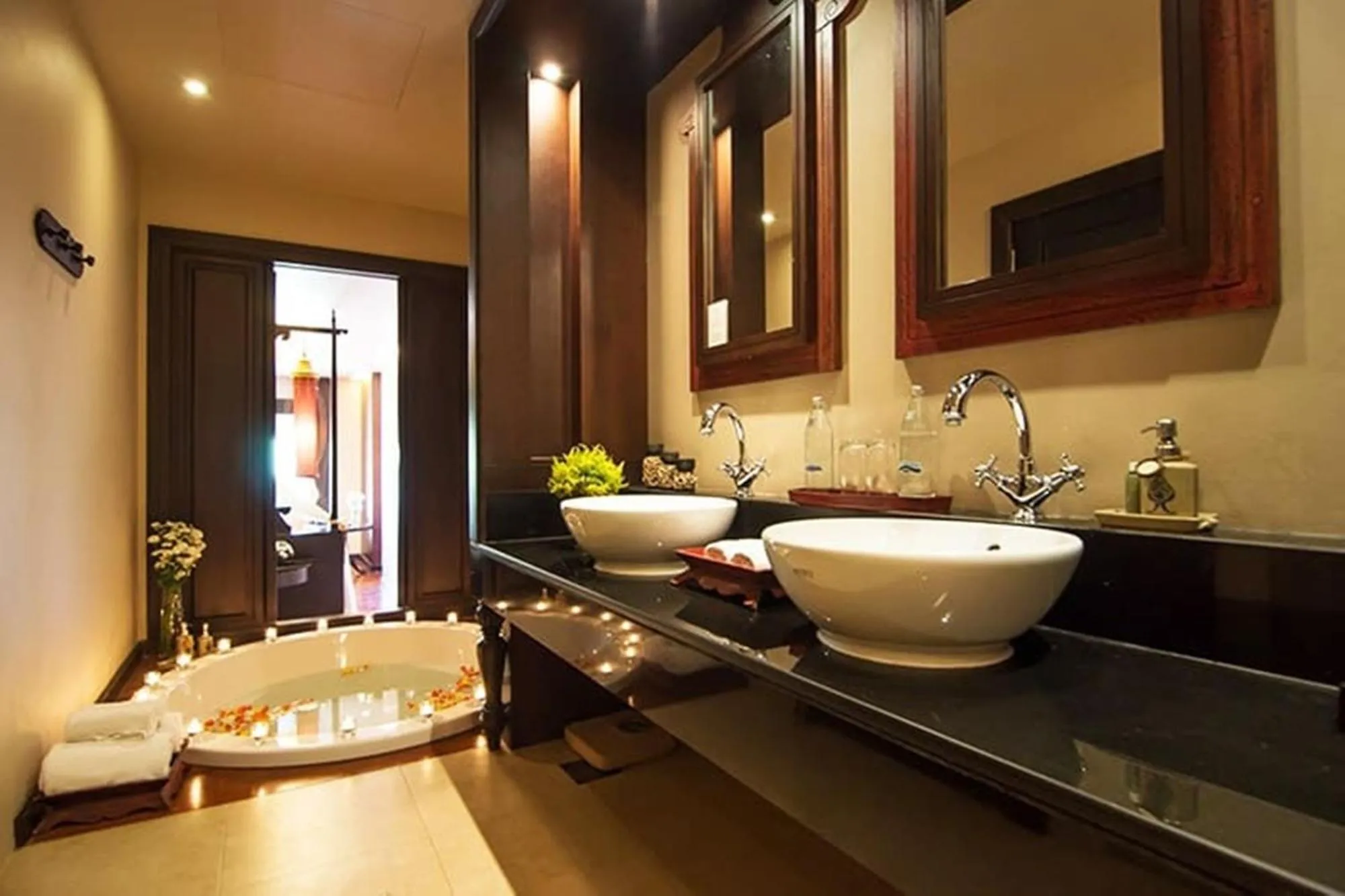 Toilet in Siripanna Villa Resort & Spa Chiang Mai -SHA Extra Plus