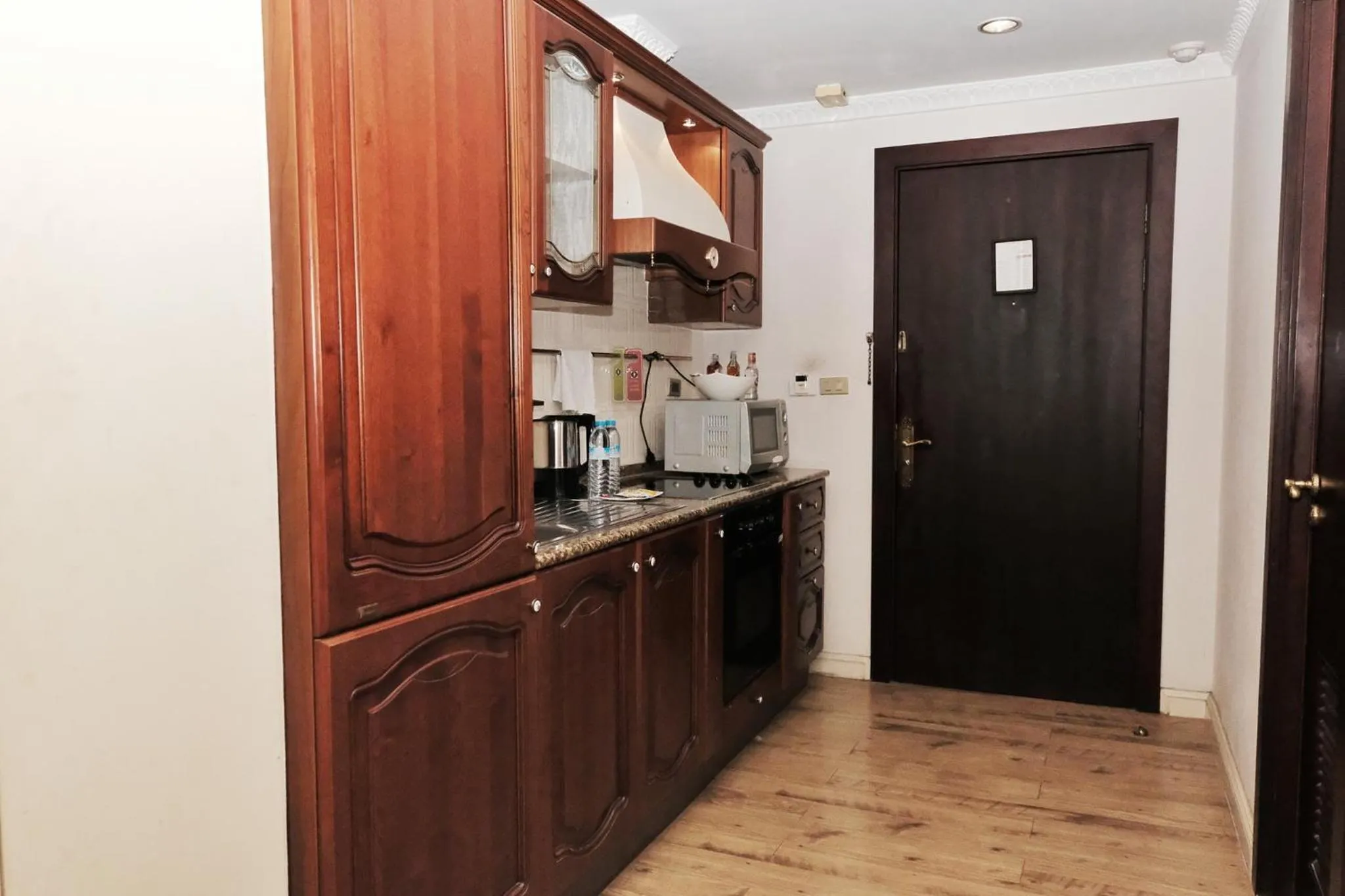 Kitchen or kitchenette in Four Seasons Place Pattaya