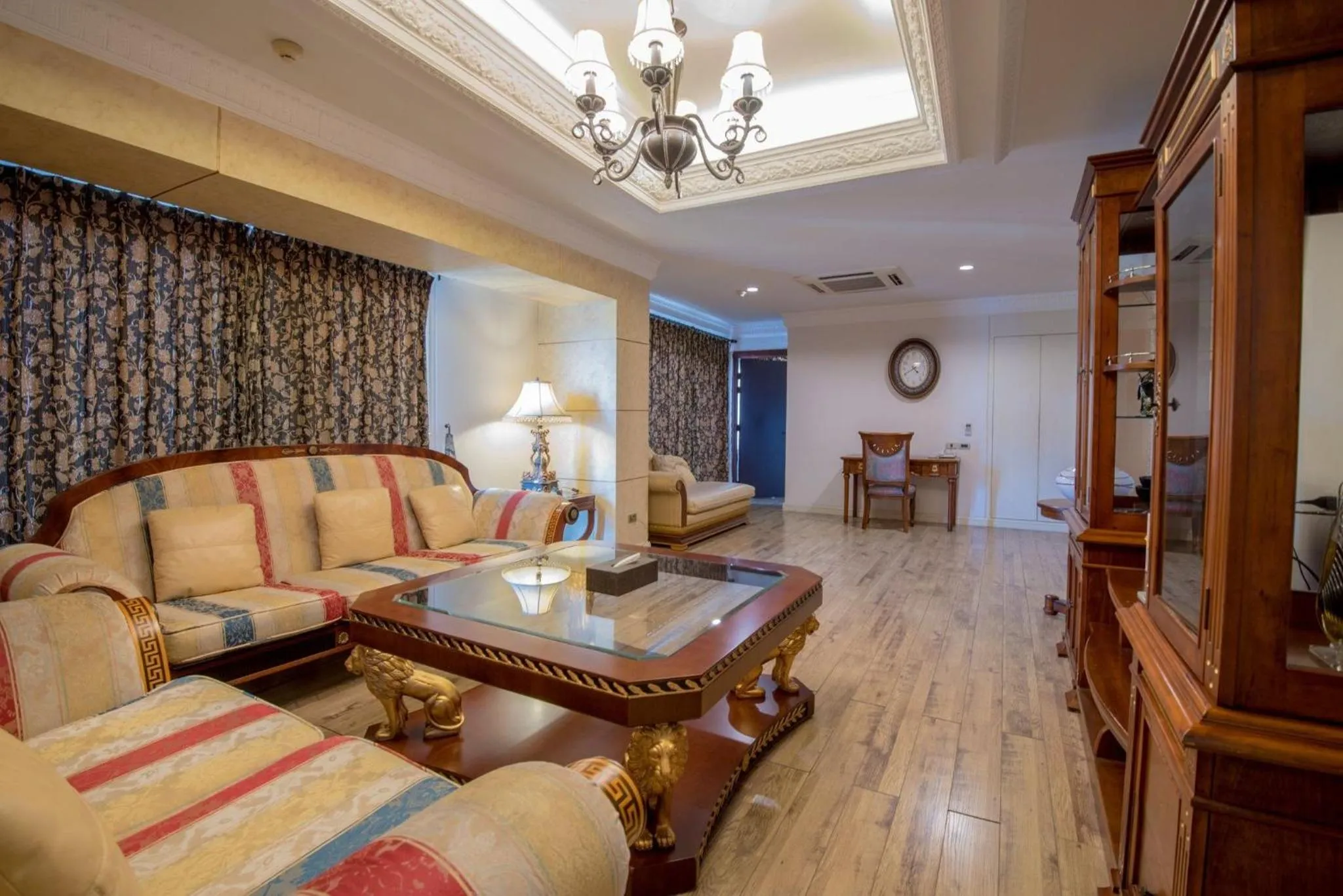 Living room in Four Seasons Place Pattaya