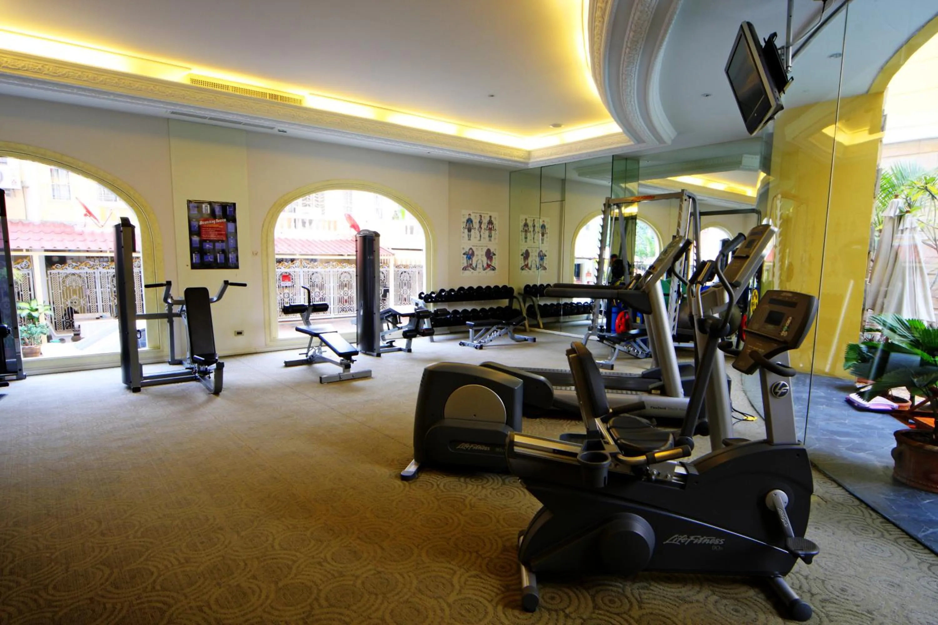 Fitness centre/facilities in Four Seasons Place Pattaya