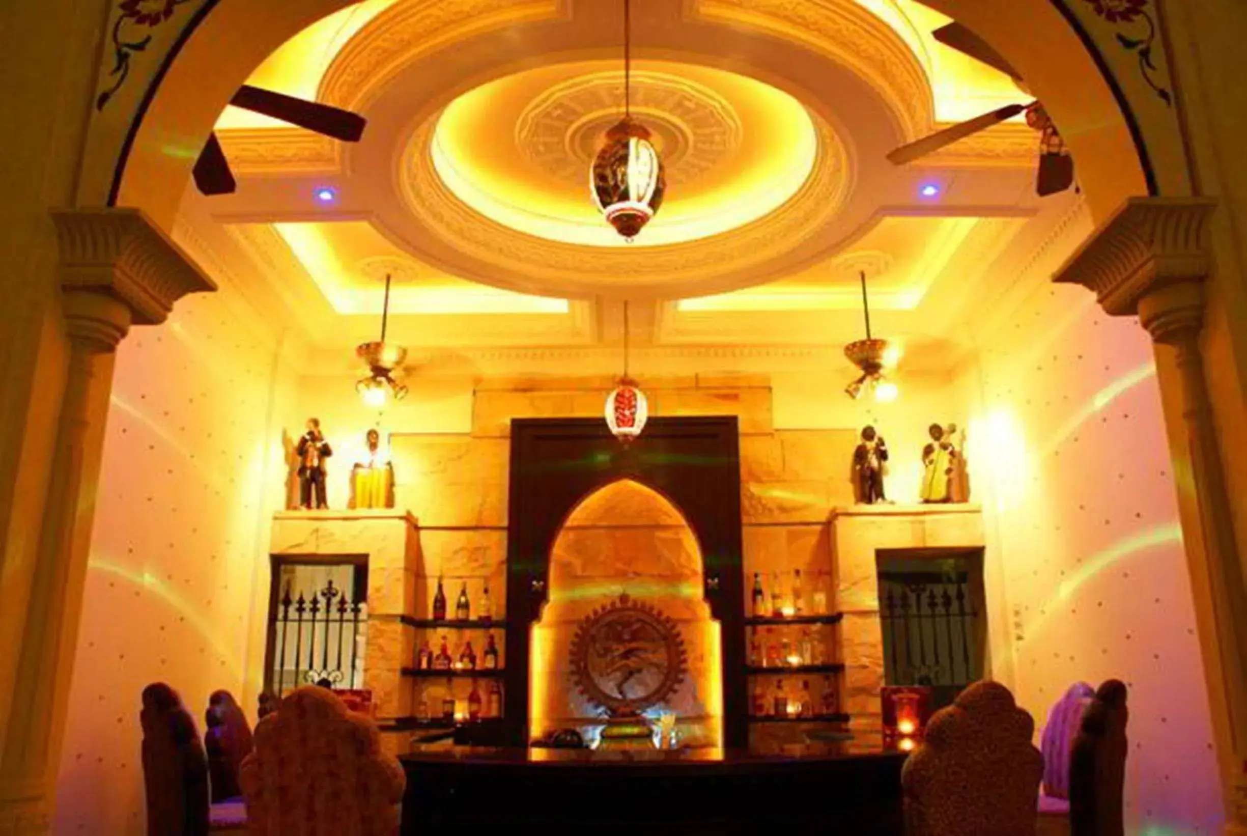 Lounge or bar in Four Seasons Place Pattaya Lounge or bar in Four Seasons Place Pattaya