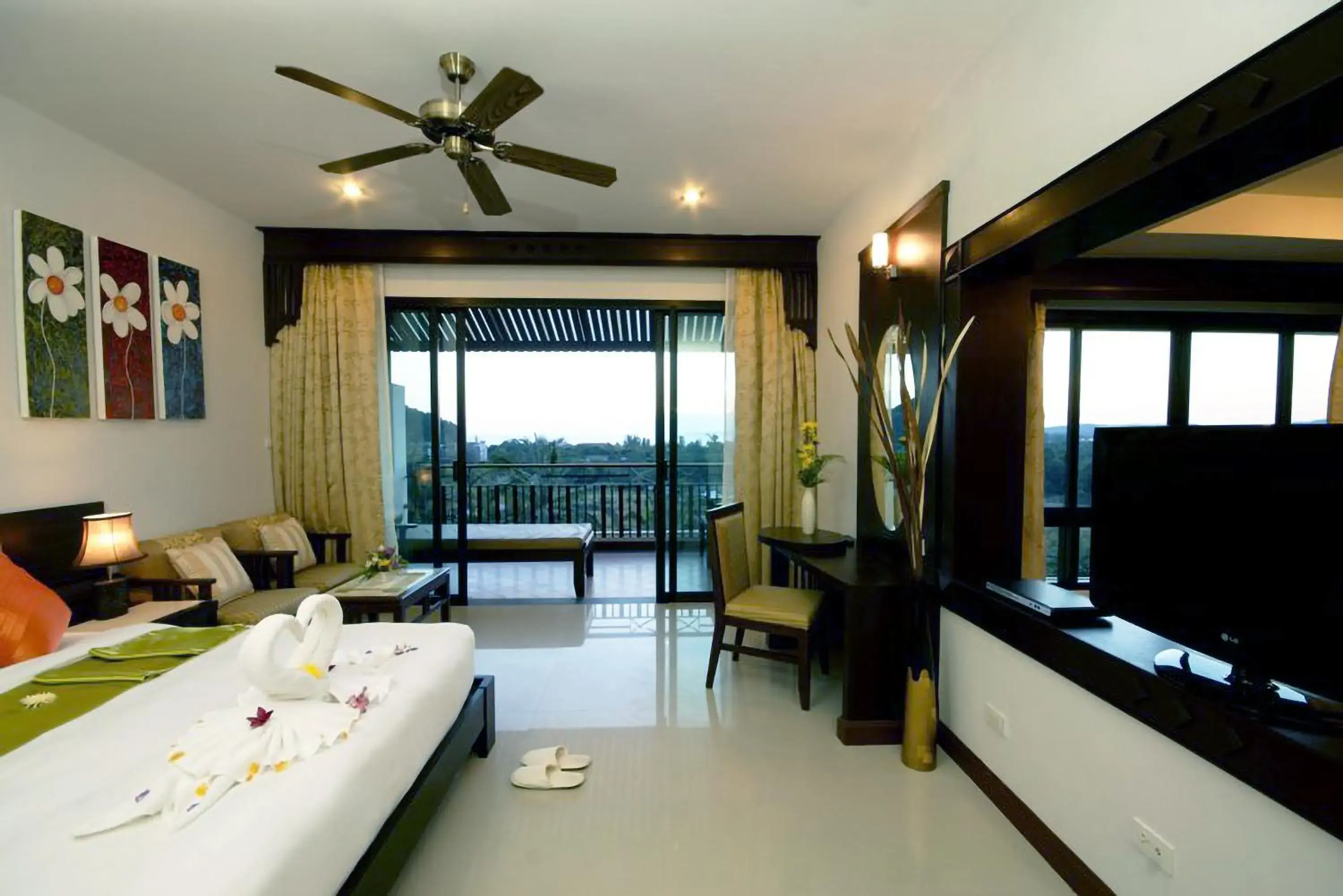 Photo of the whole room in Palm Paradise, Aonang Resort Photo of the whole room in Palm Paradise, Aonang Resort