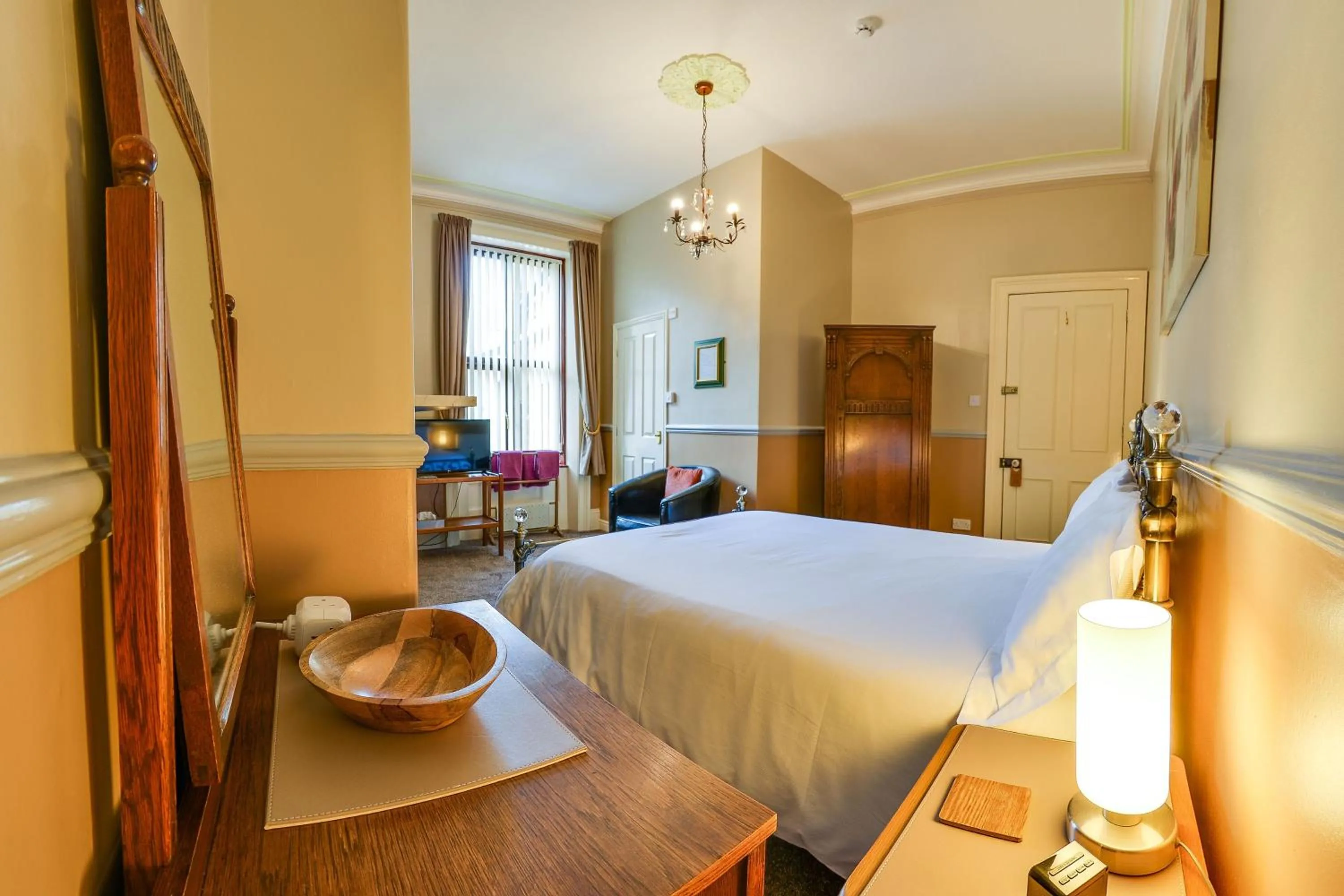 Bed in Pannett House Bed & Breakfast, Beautiful Victorian residence