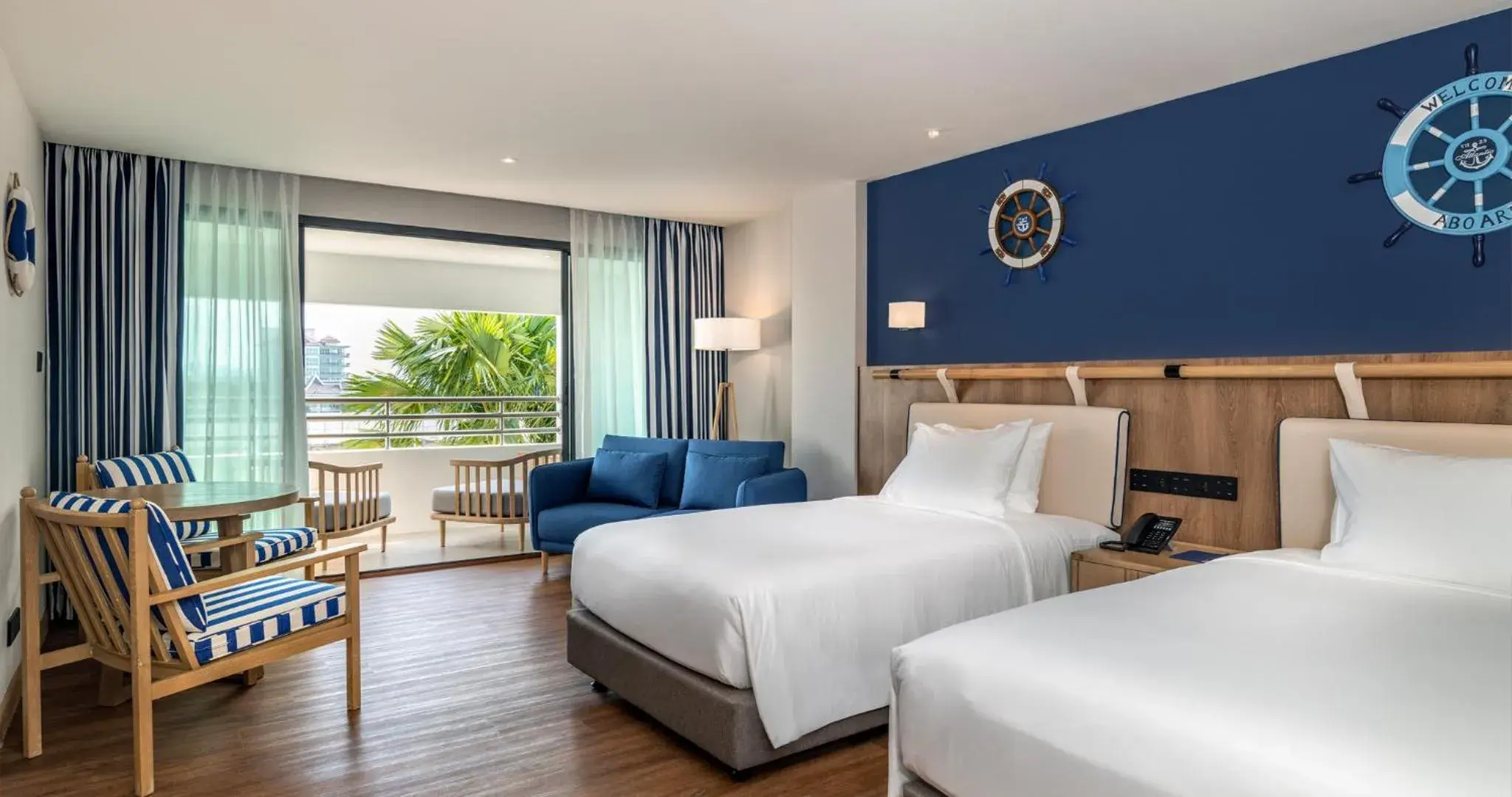 Photo of the whole room, Bed in Ocean Marina Resort Pattaya Jomtien