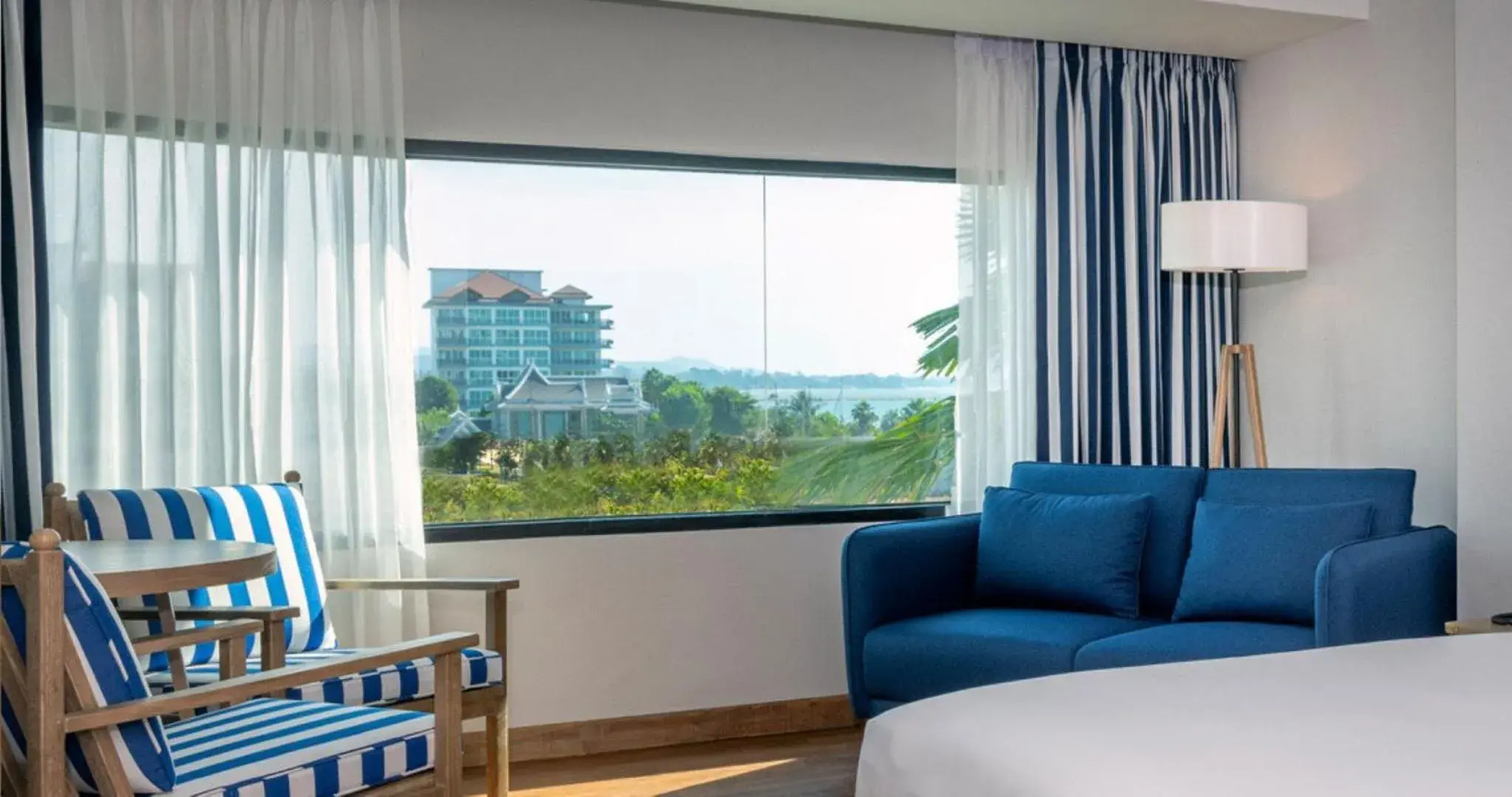 City view, Seating Area in Ocean Marina Resort Pattaya Jomtien