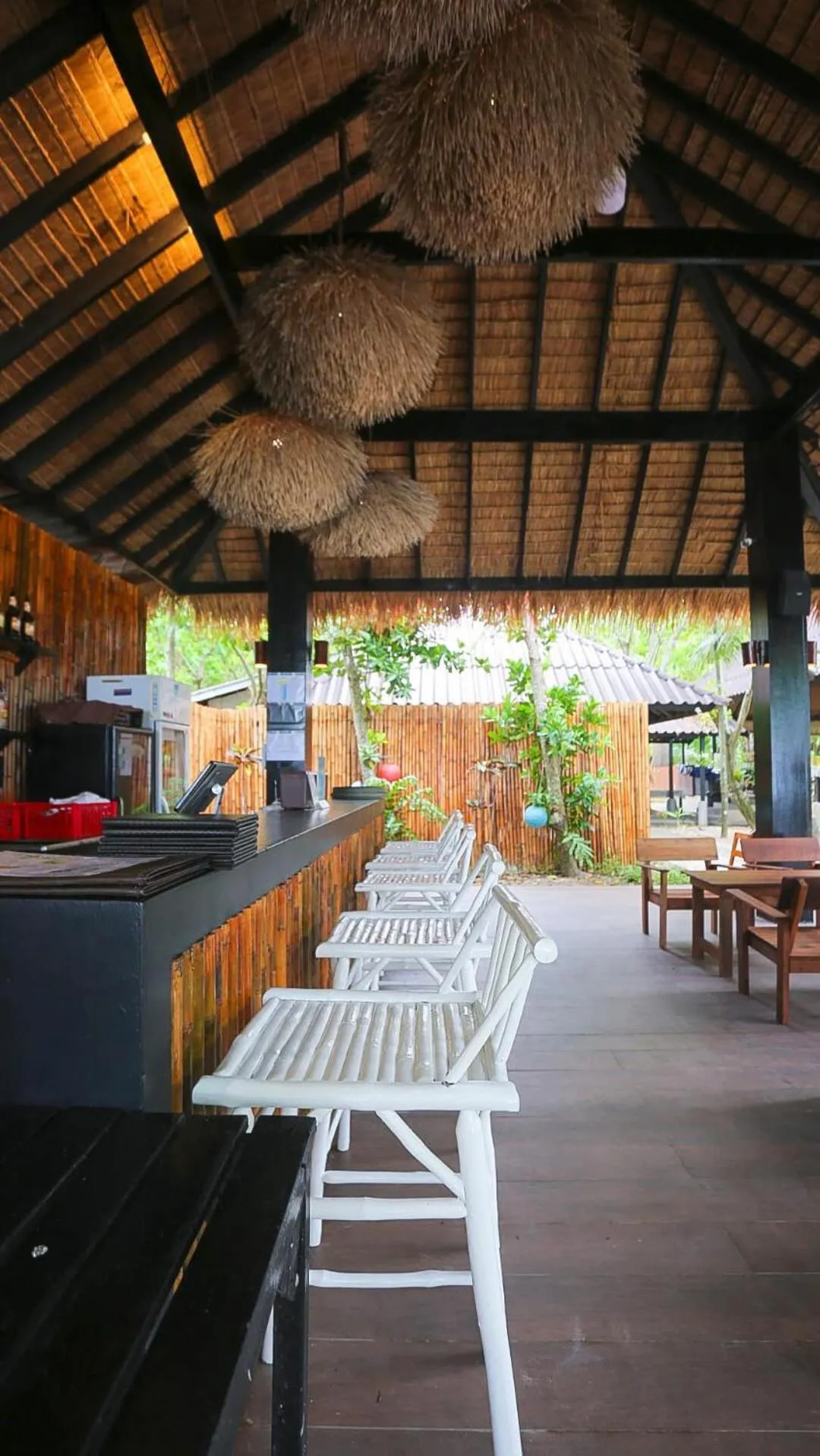 Restaurant/places to eat in Sevenseas Resort Koh Kradan