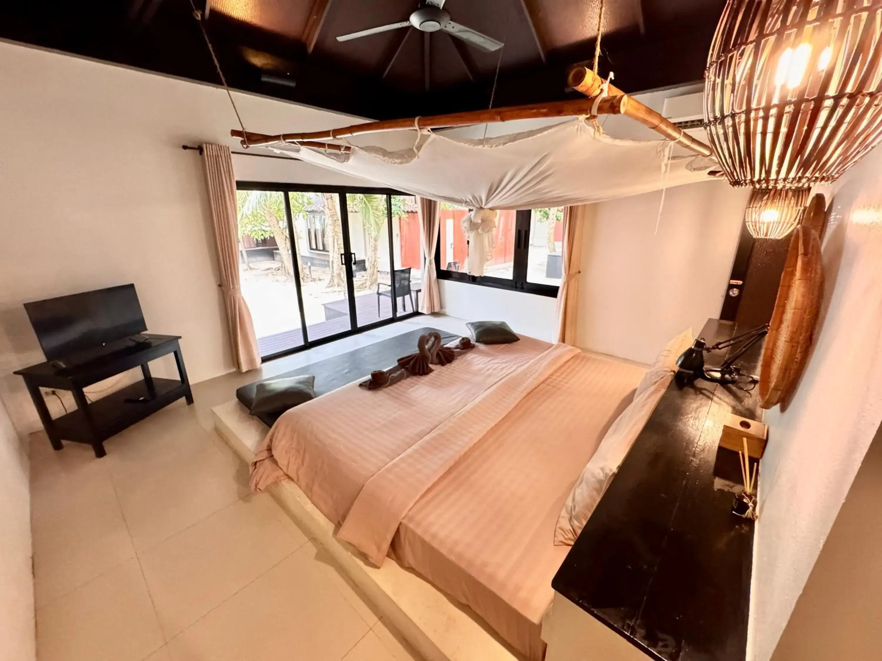 Bed in Sevenseas Resort Koh Kradan Bed in Sevenseas Resort Koh Kradan