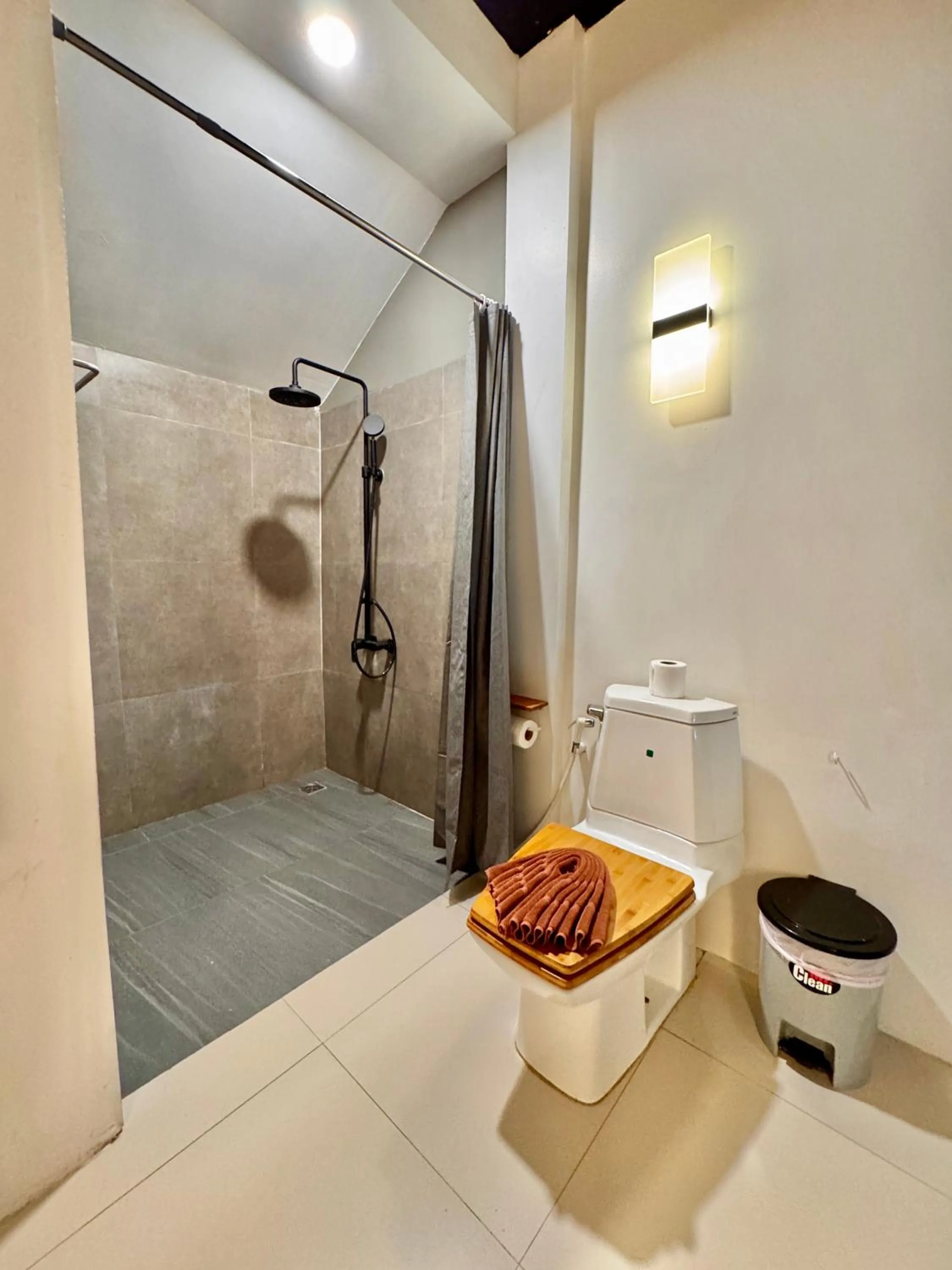 Bathroom in Sevenseas Resort Koh Kradan