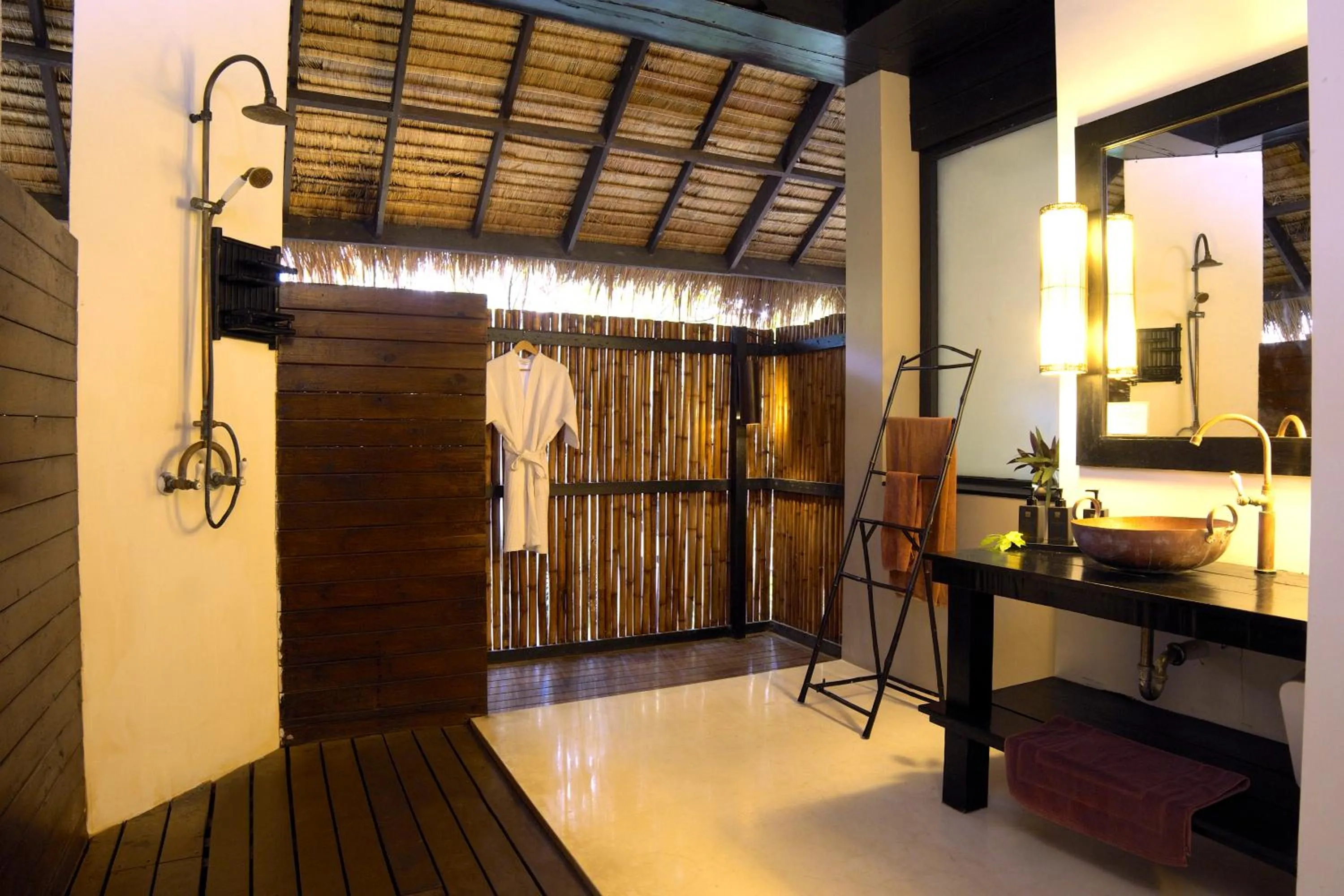 Bathroom in Sevenseas Resort Koh Kradan