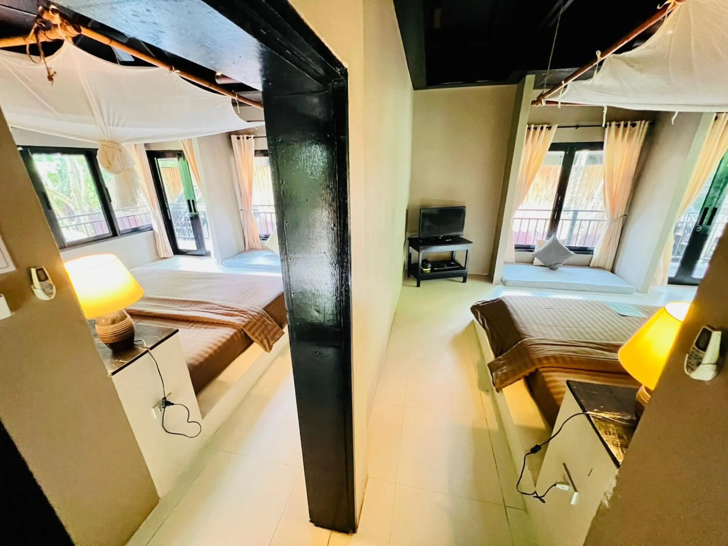 Bed in Sevenseas Resort Koh Kradan