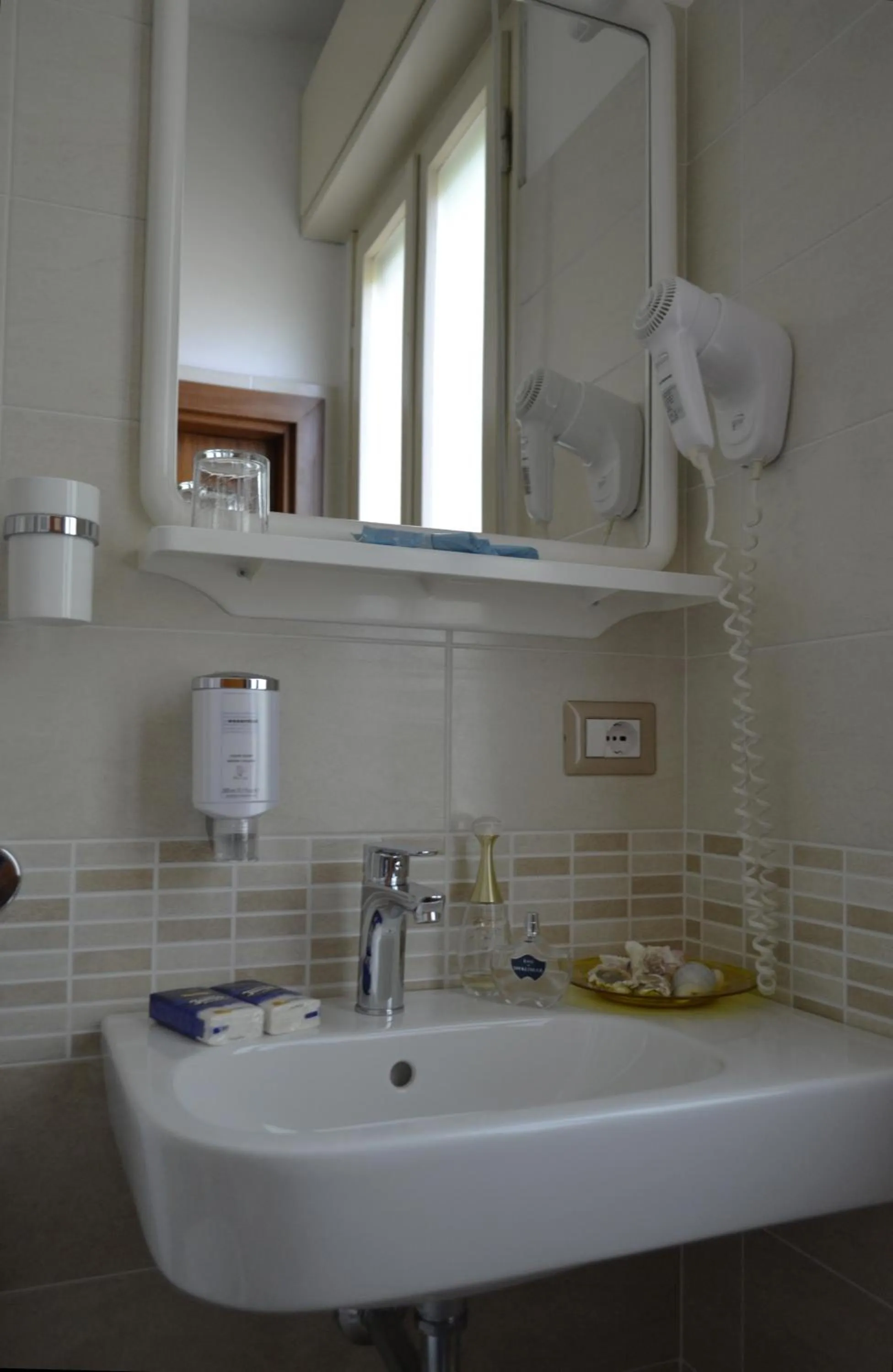 Toilet in Hotel Beverly