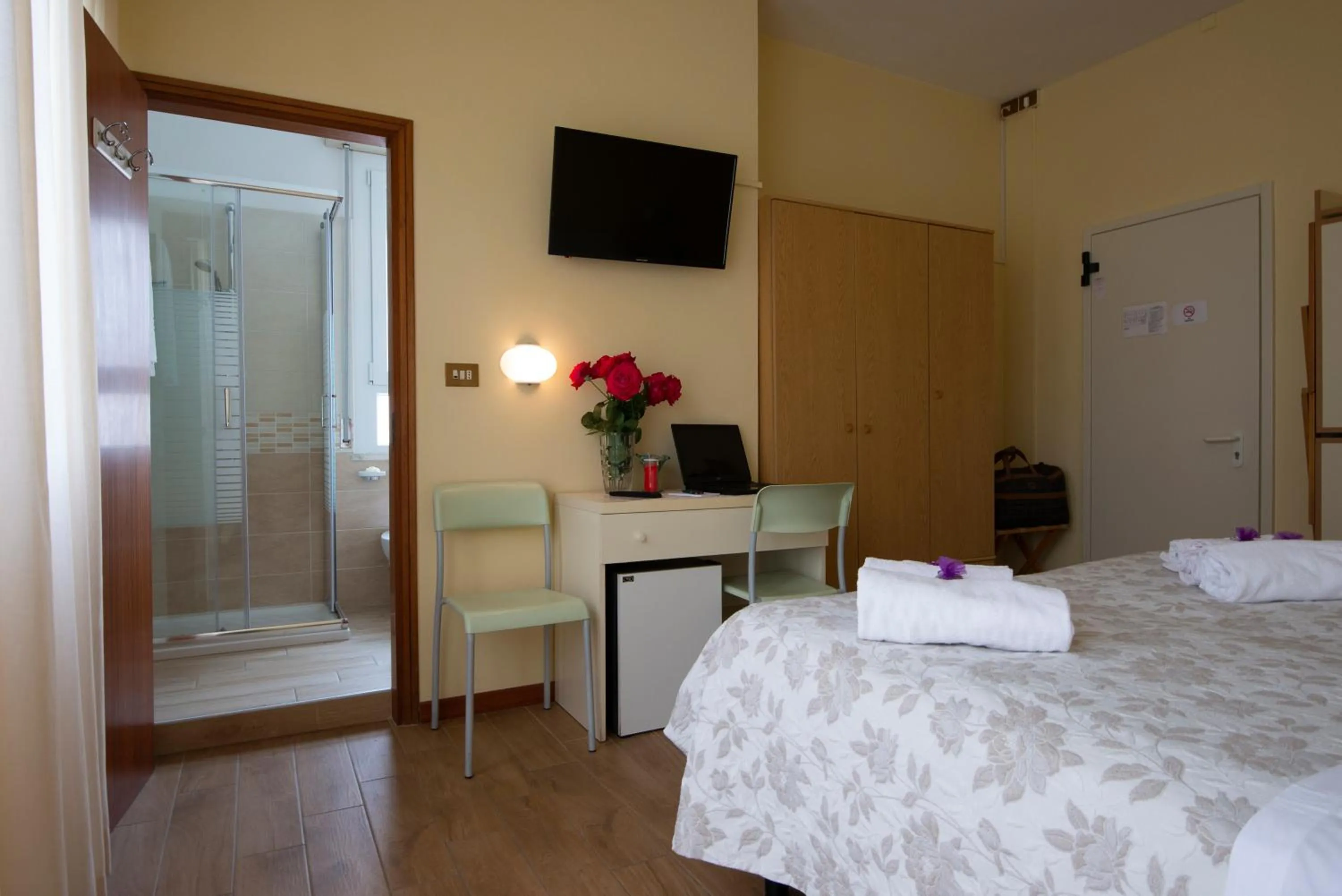 Bed in Hotel Beverly