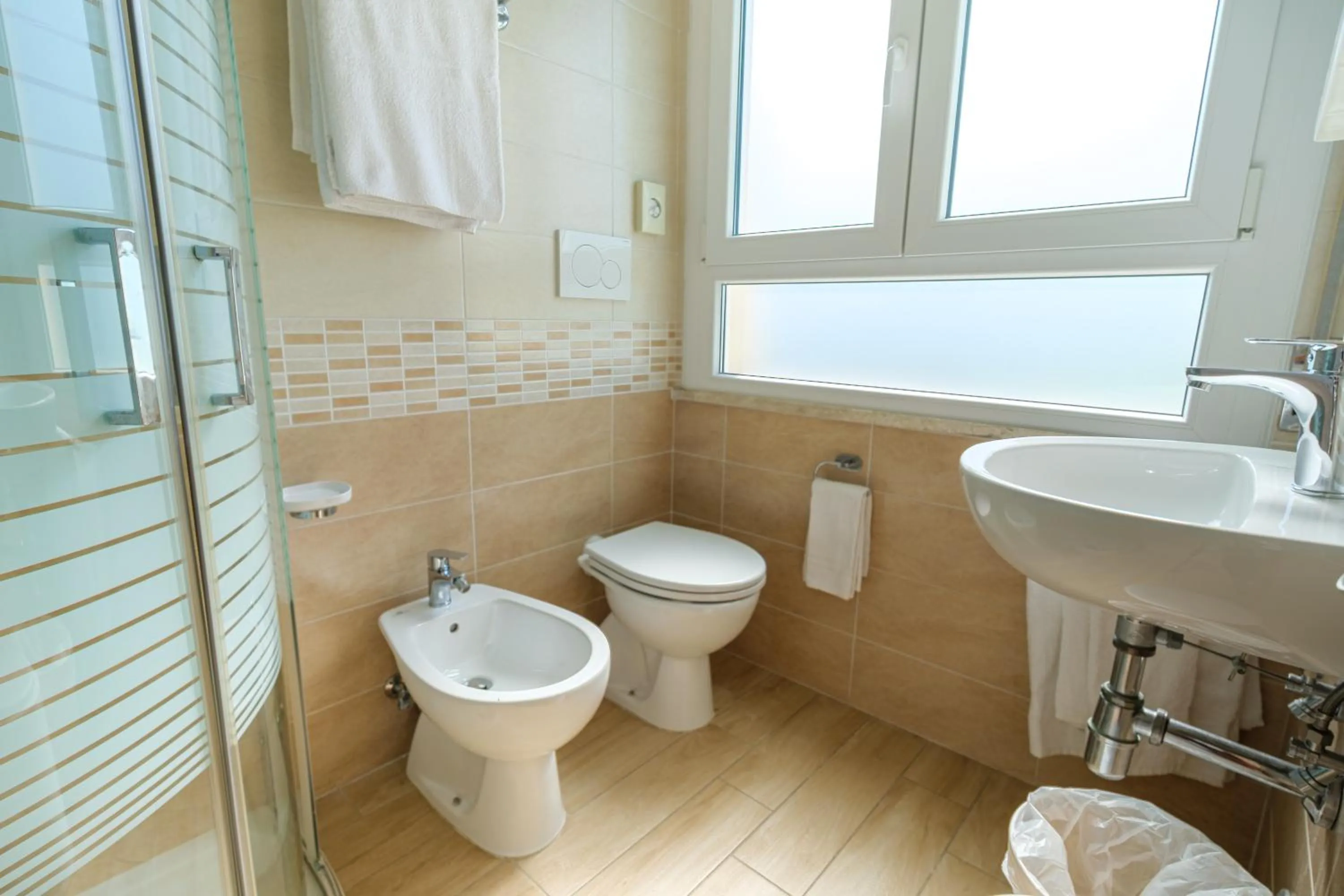 Only Room Hotel