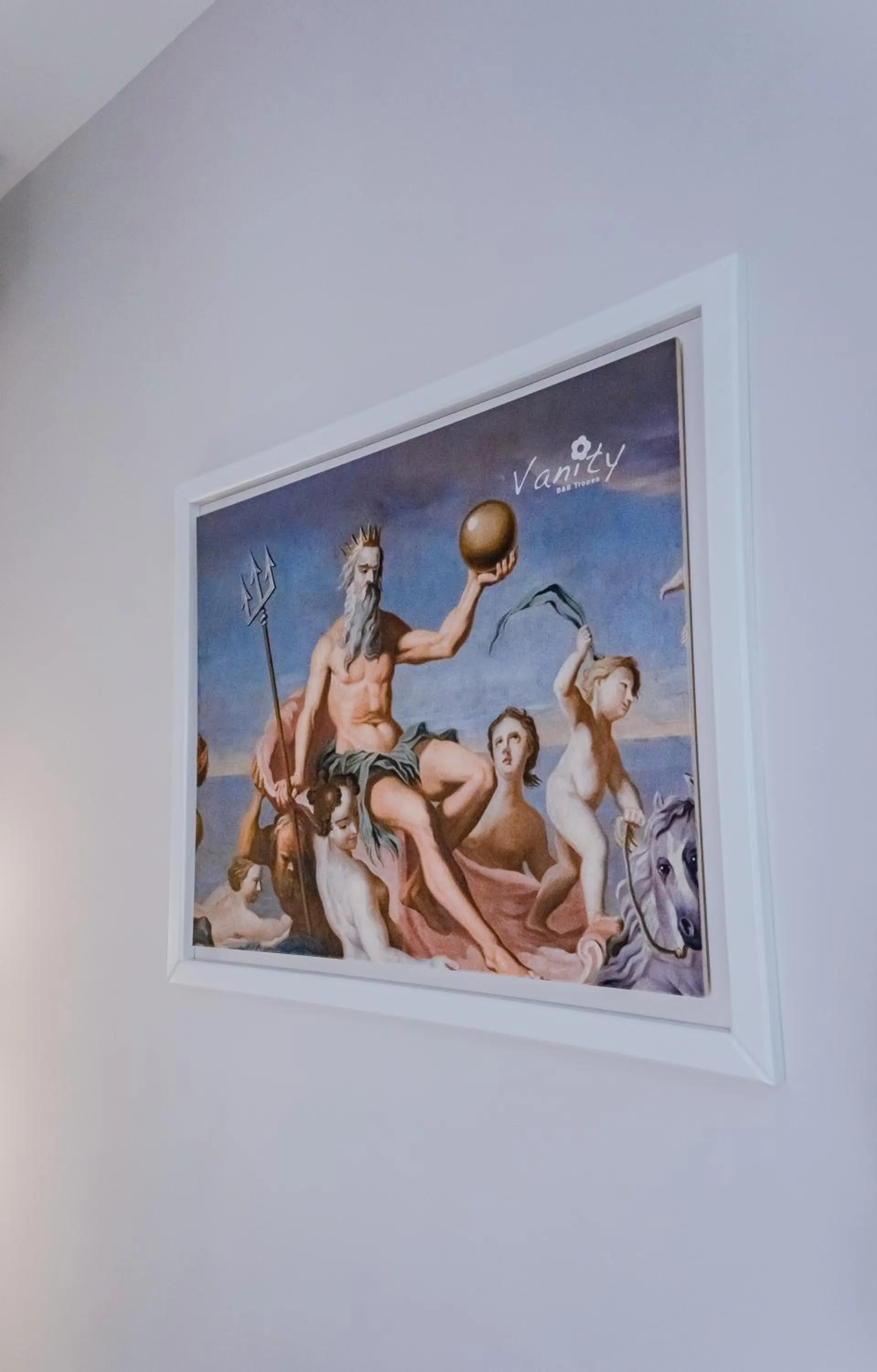 Decorative detail in B&B Vanity