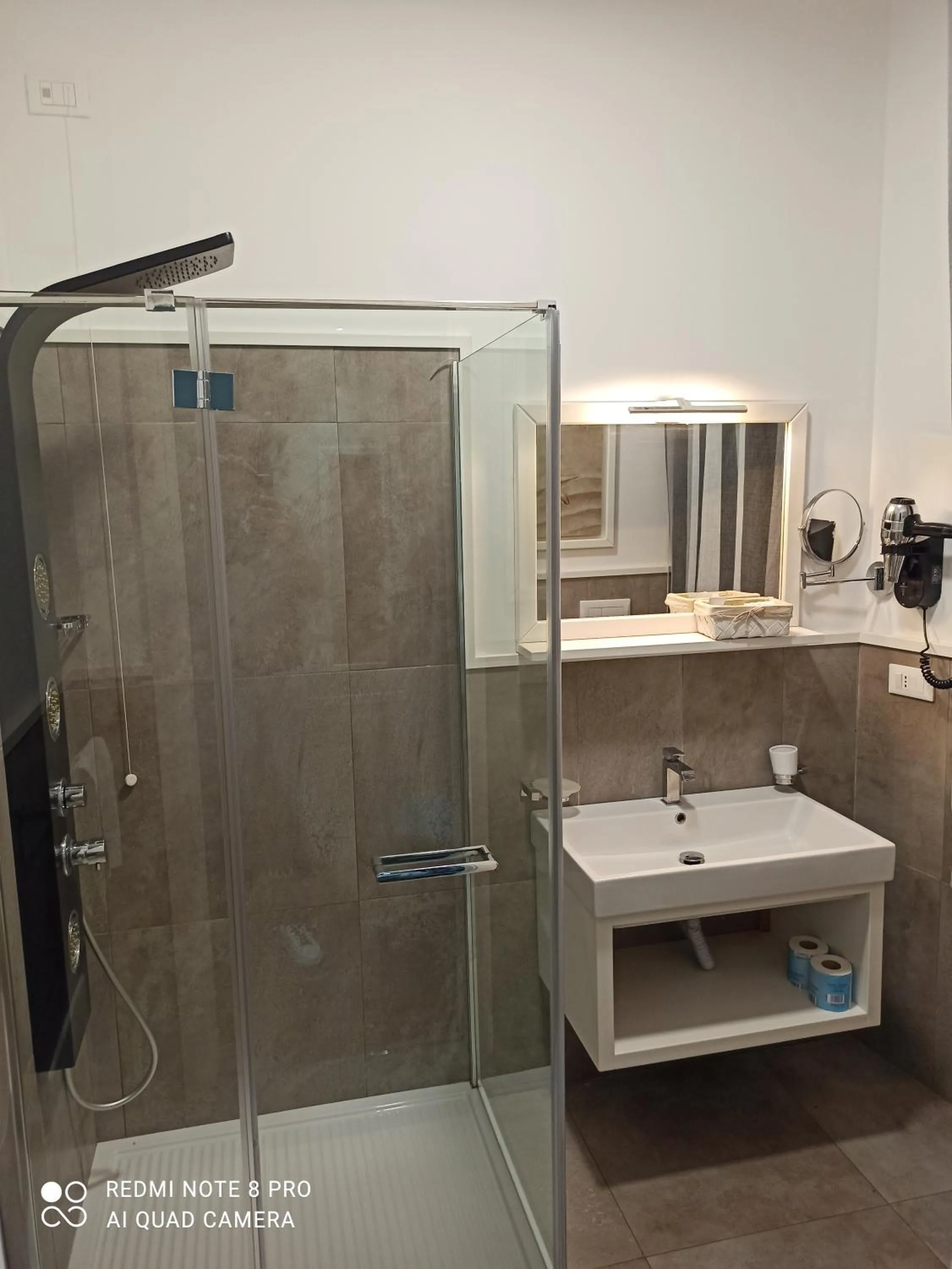 Bathroom in B&B Vanity