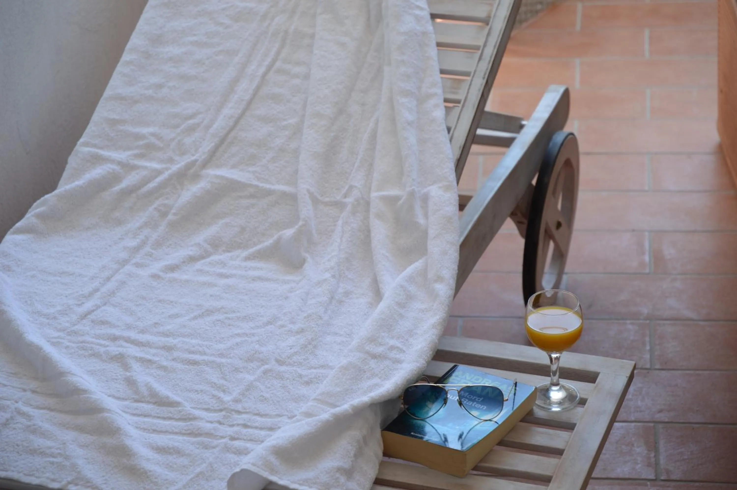 Other, Bed in B&B Vanity