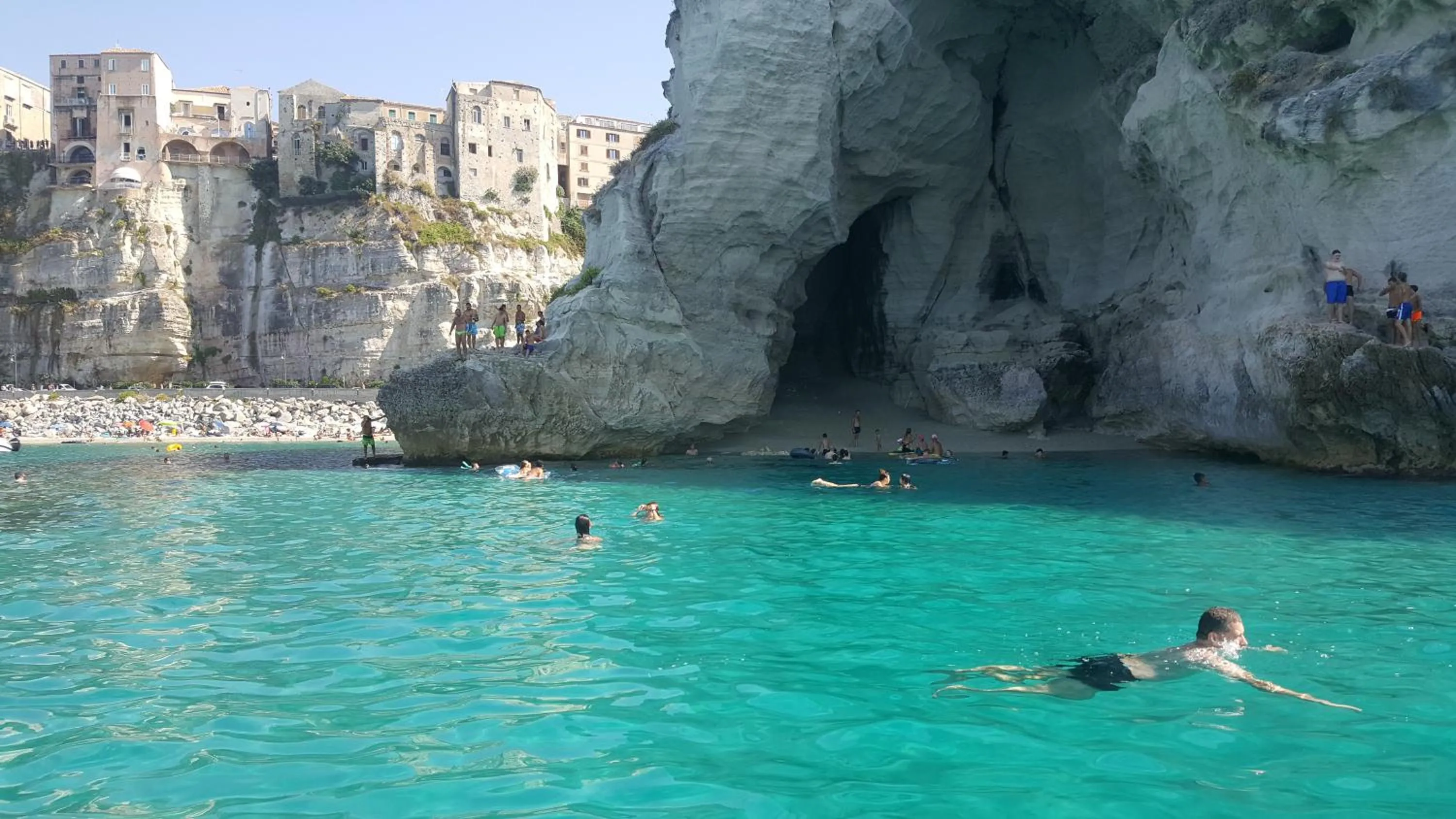 Nearby landmark in B&B Vanity