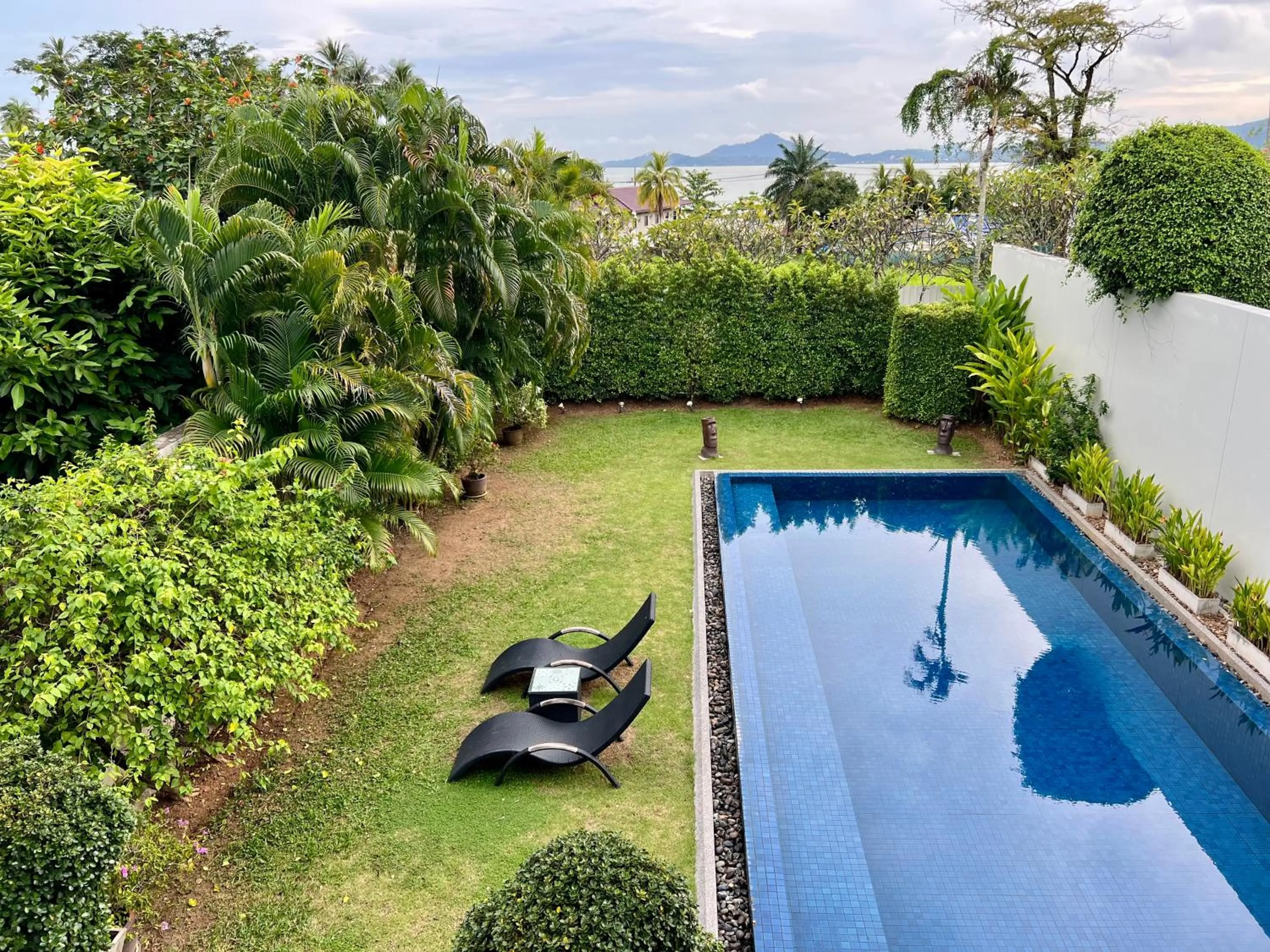 Garden in Baan Yamu Private Villa by RESAVA