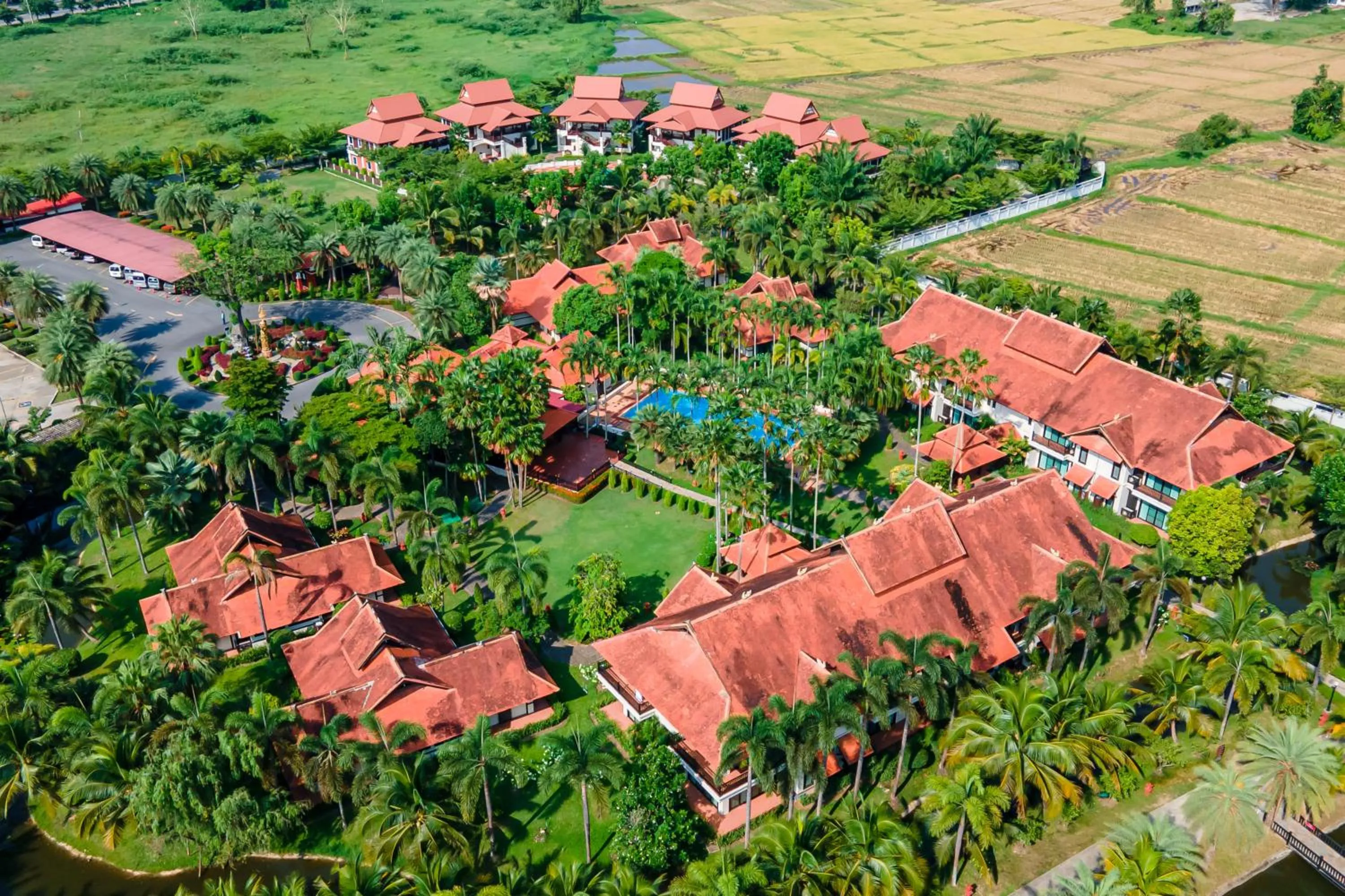 Deluxe Double or Twin Room in Horizon Village & Resort