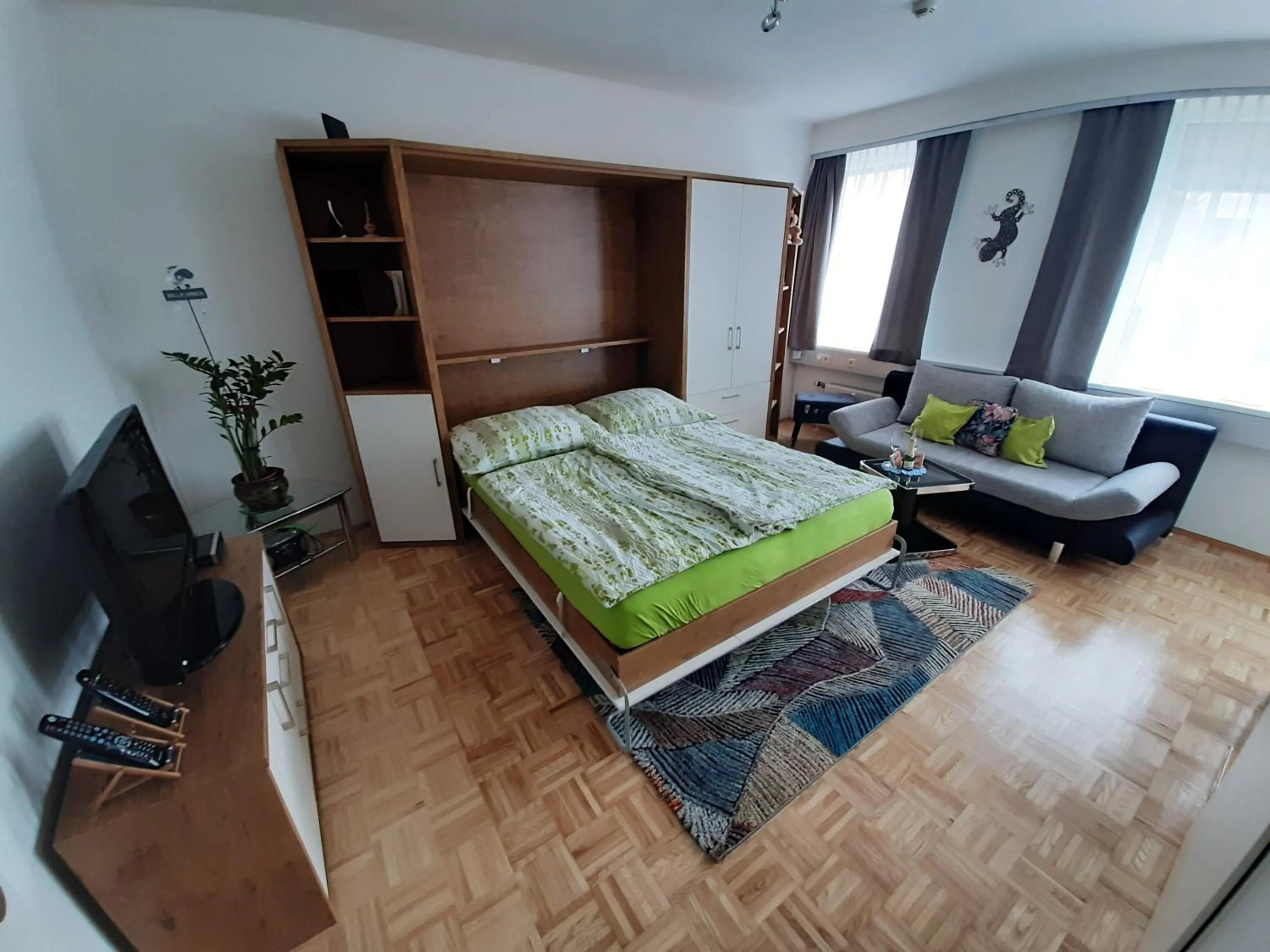 City Apartmentstudio mit Tiefgarage free parking