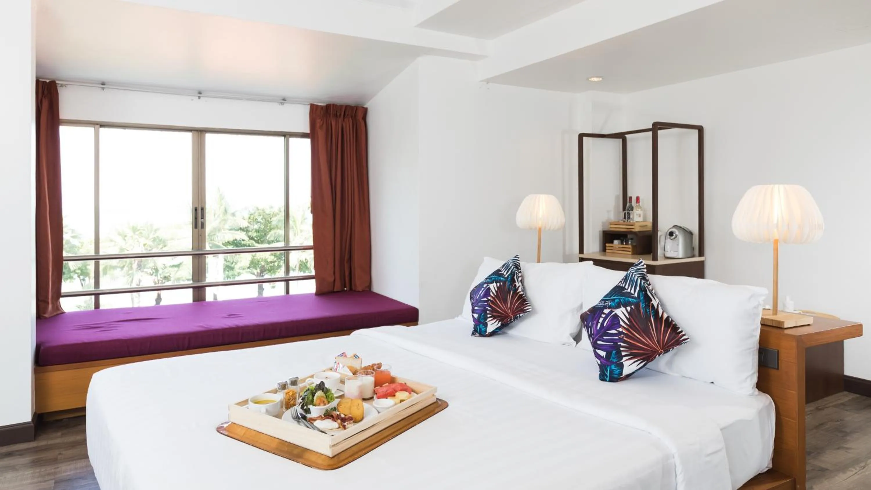 Photo of the whole room, Bed in Sandalay Resort