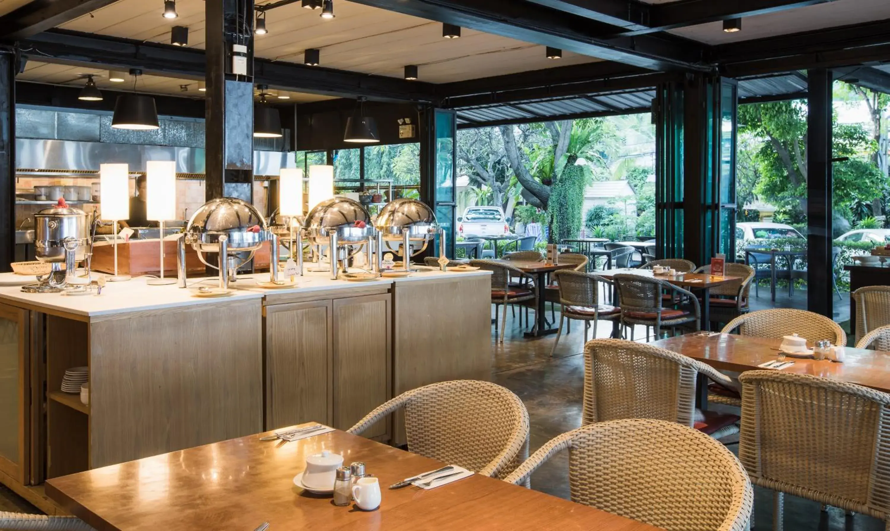 Restaurant/places to eat in Sandalay Resort Restaurant/places to eat in Sandalay Resort