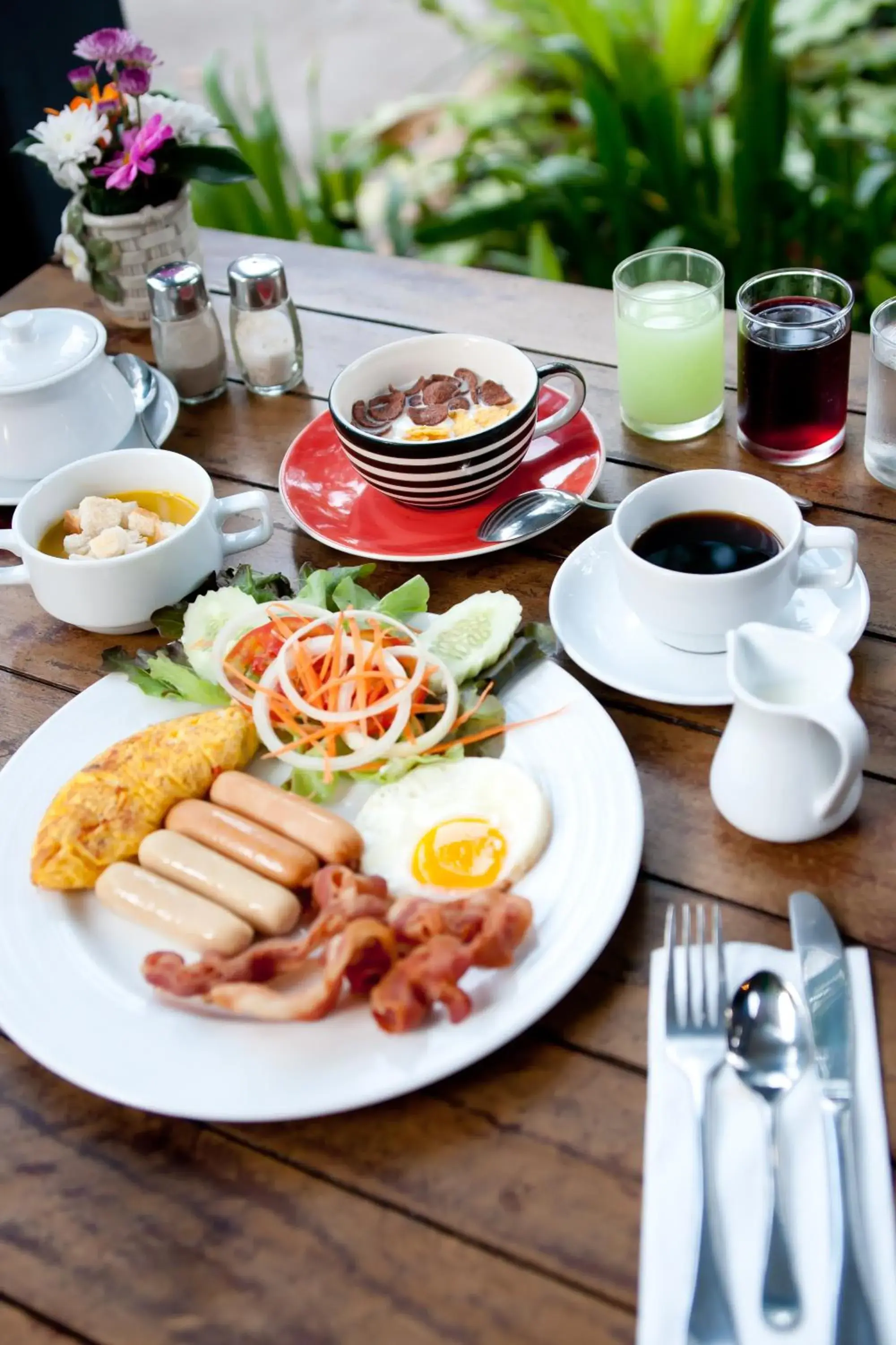 Restaurant/places to eat in Sandalay Resort Restaurant/places to eat in Sandalay Resort