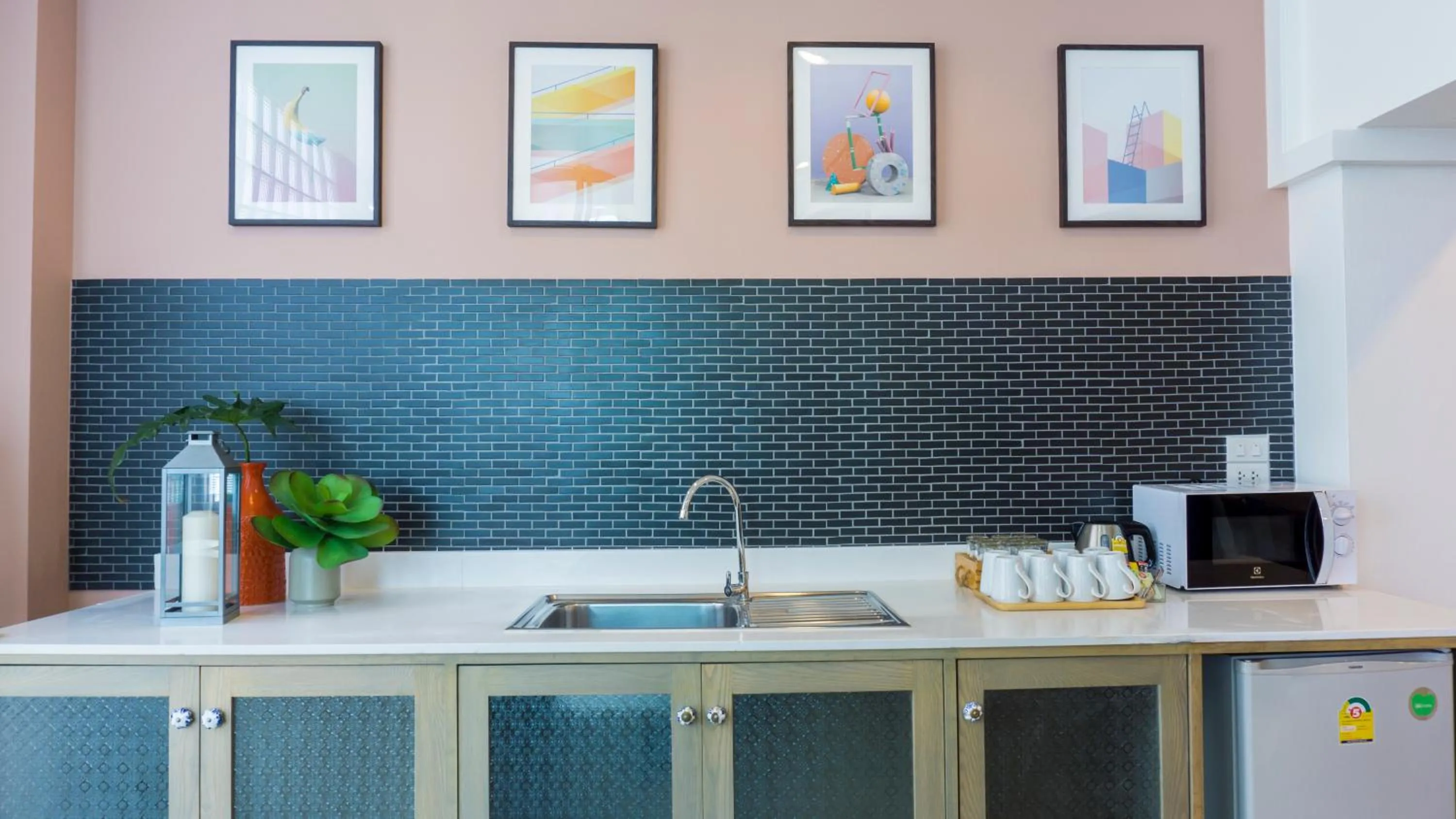 Coffee/tea facilities in Sandalay Resort