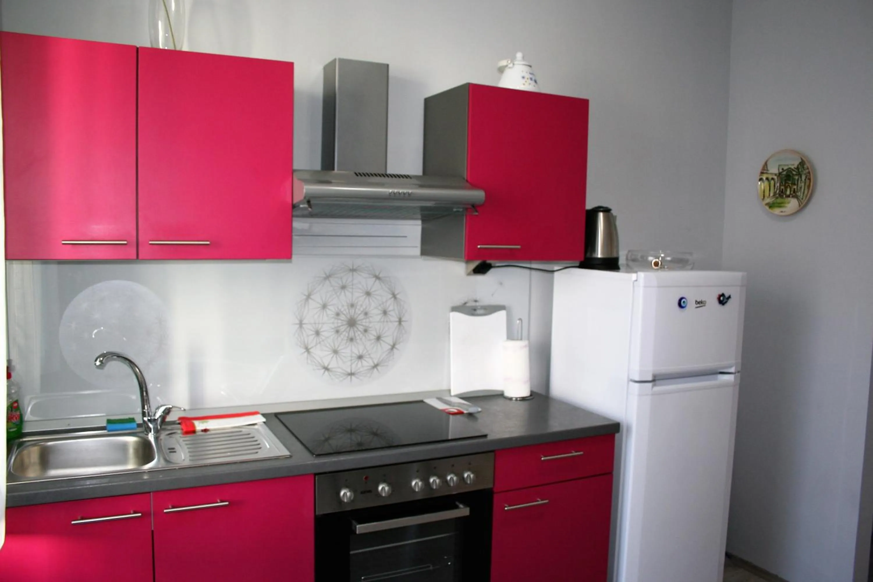 Kitchen or kitchenette in Pavelin apartments
